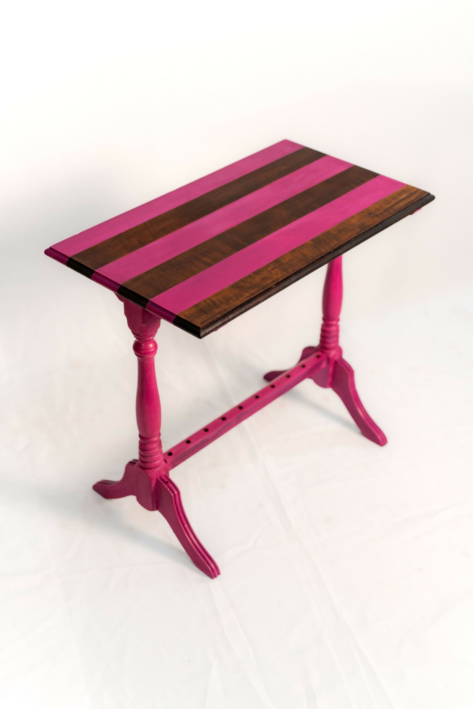 Mesa Lateral Rosa listras