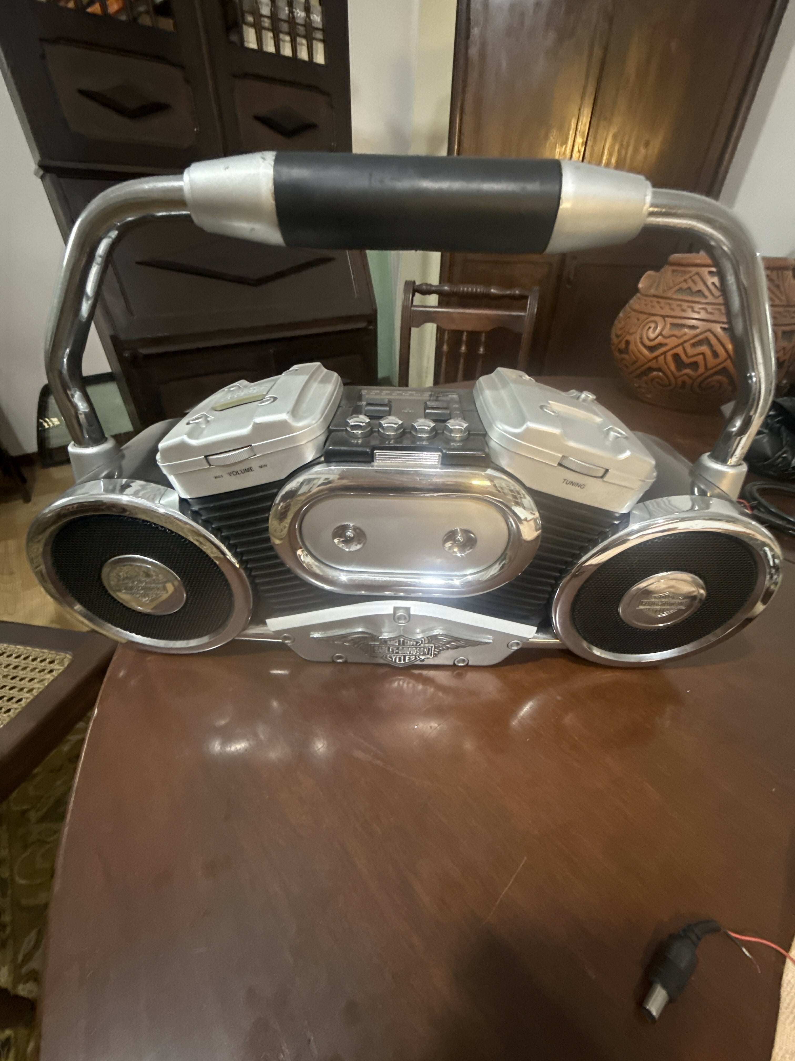 Boombox Harley-Davidson V-Twin • Peça de Colecionador