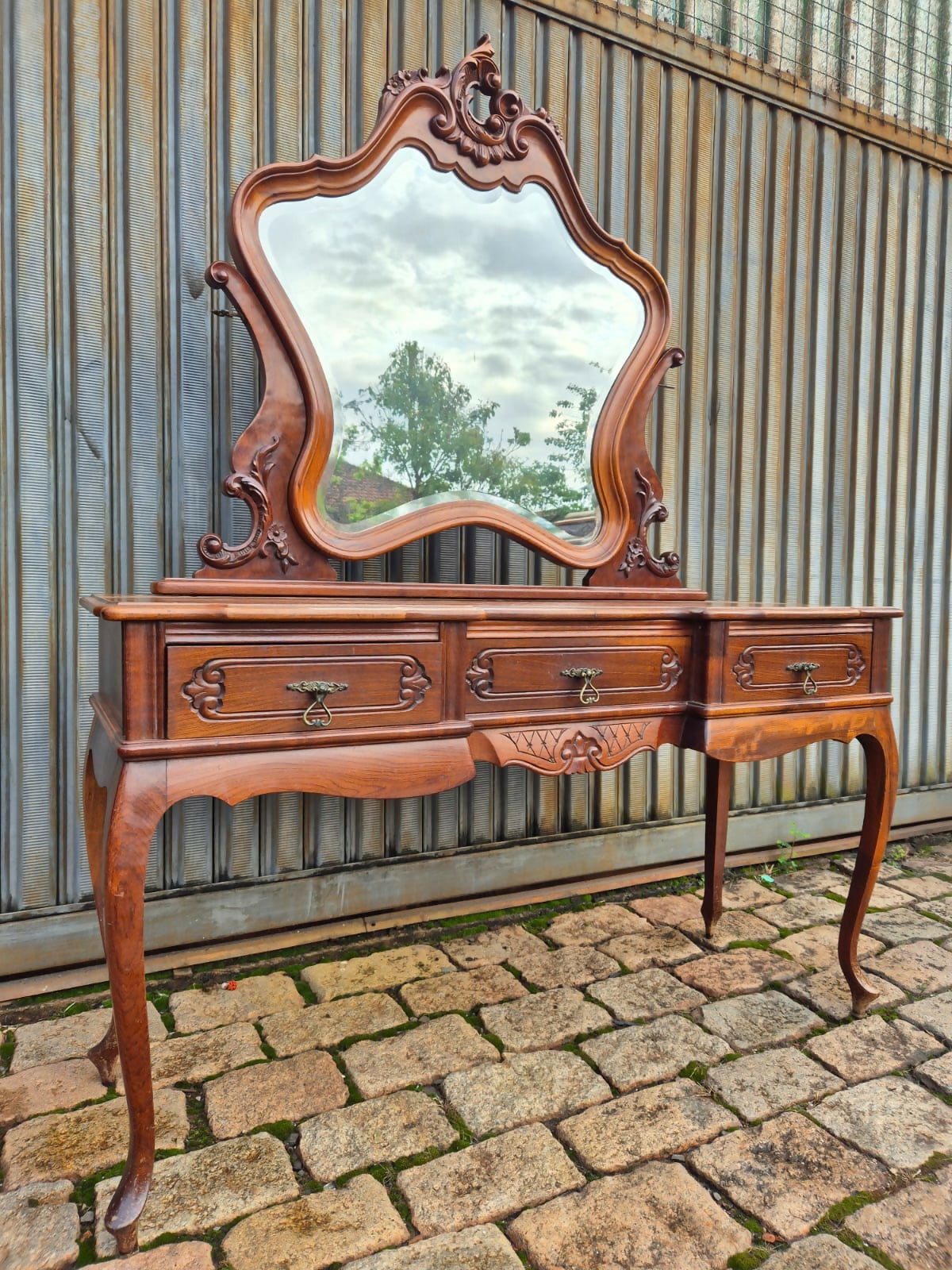 Penteadeira estilo Luis XV