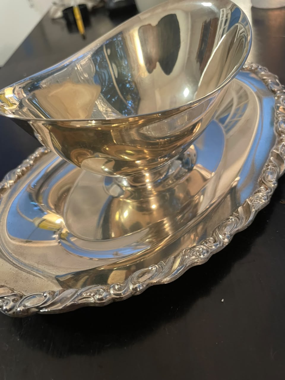 Prata 90 - Molheira com Presentoir Oneida Silversmith