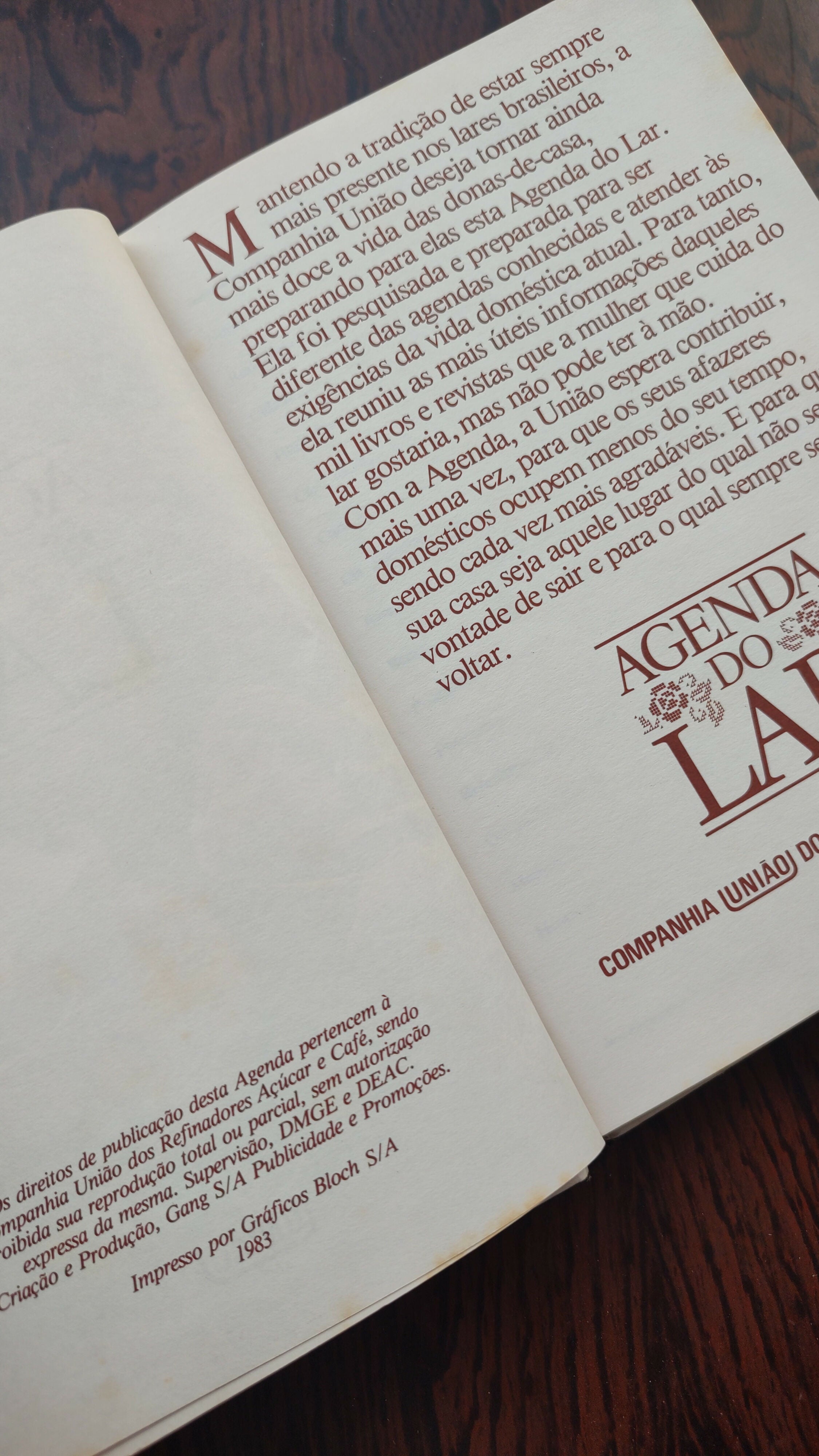 Livro &quot;Agenda do Lar&quot; da União publicado em 1983