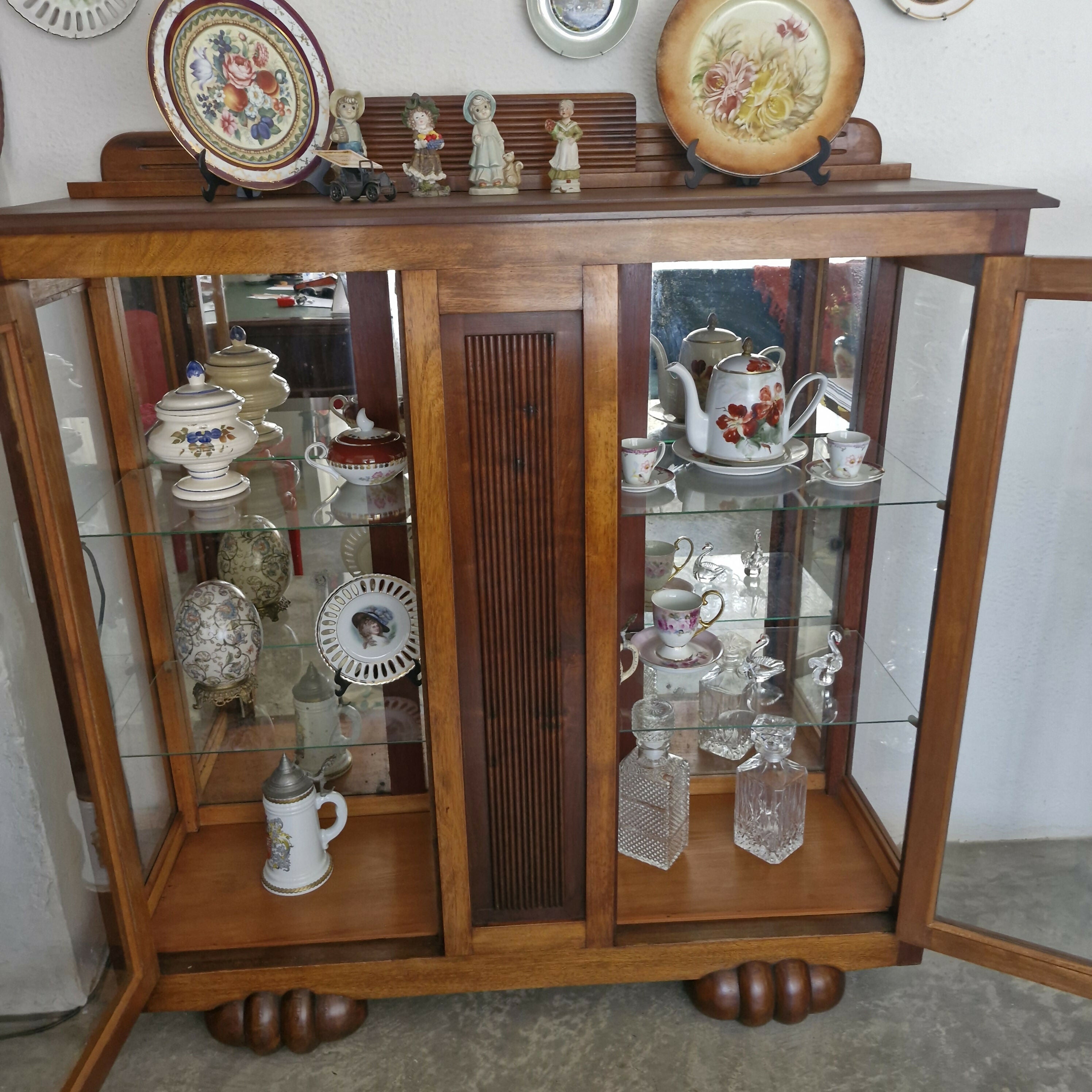 Cristaleira Art Deco.