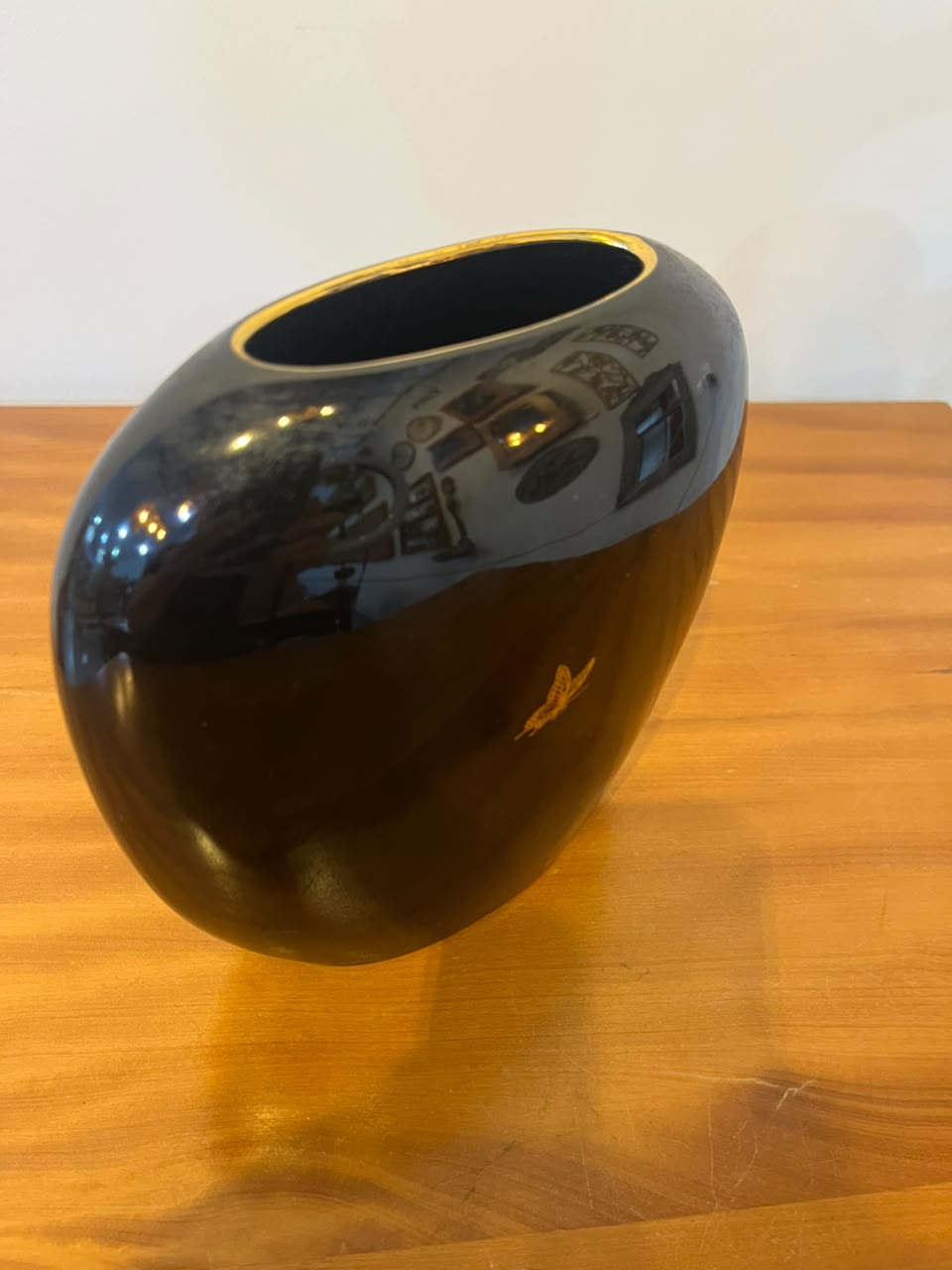 Vaso Decorativo Oriental Preto com Flores e Borboletas