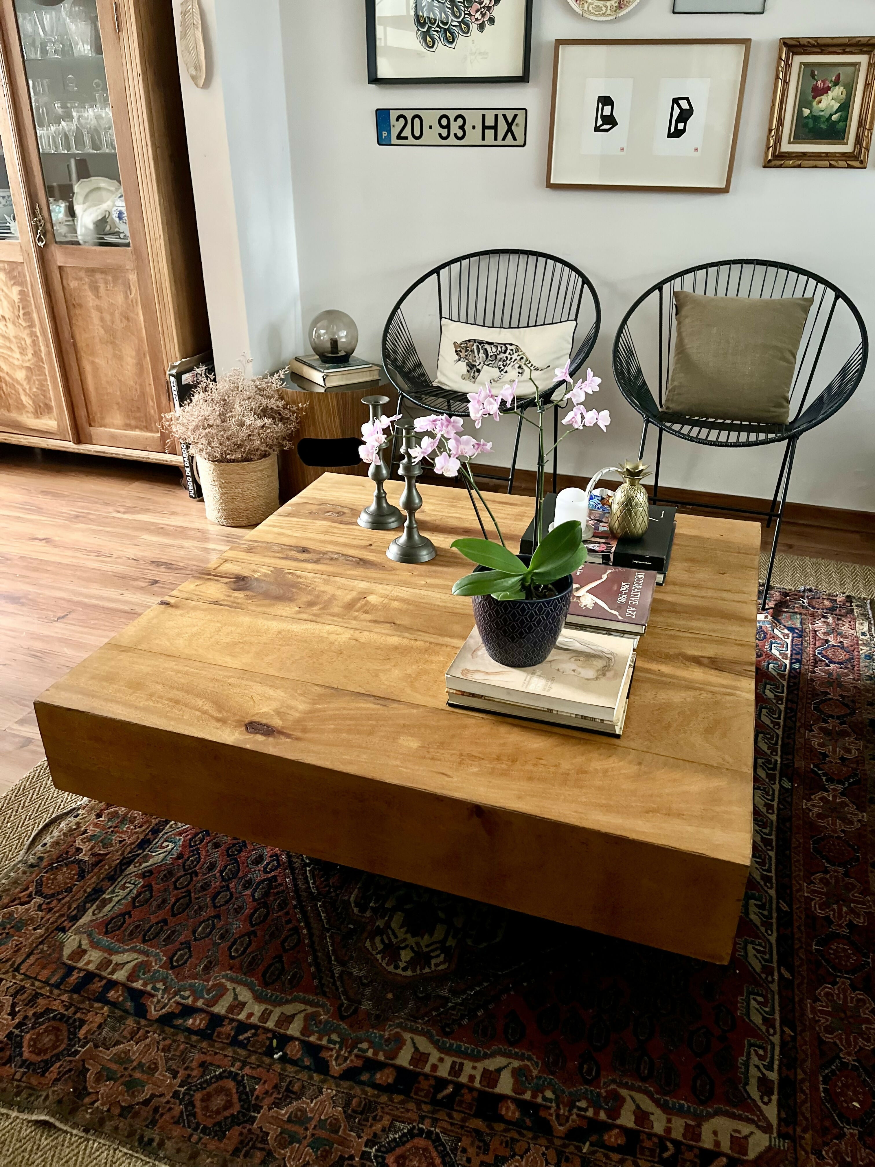Mesa de centro em madeira de demolição