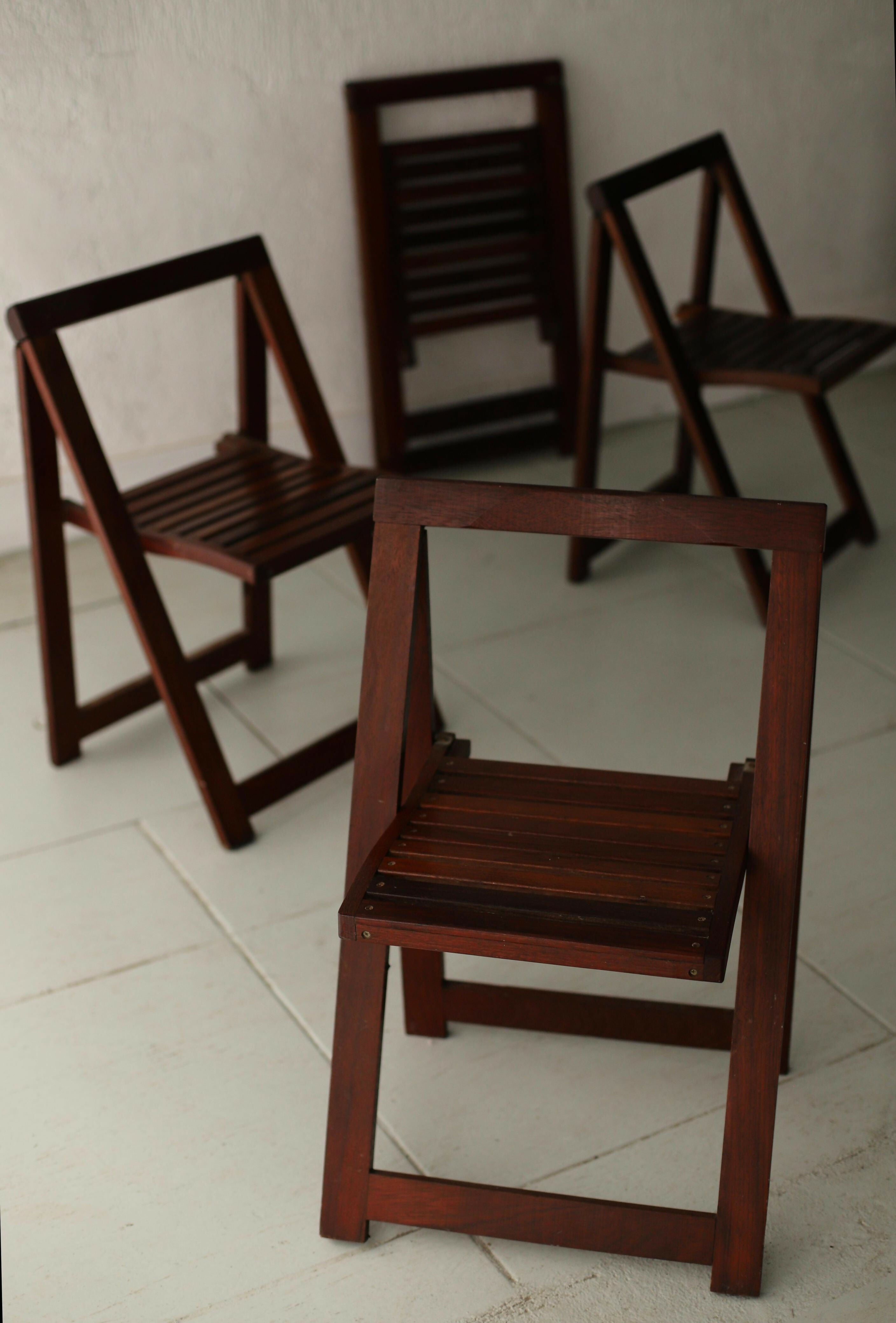 Cadeiras estilo Trieste (valor da unidade)