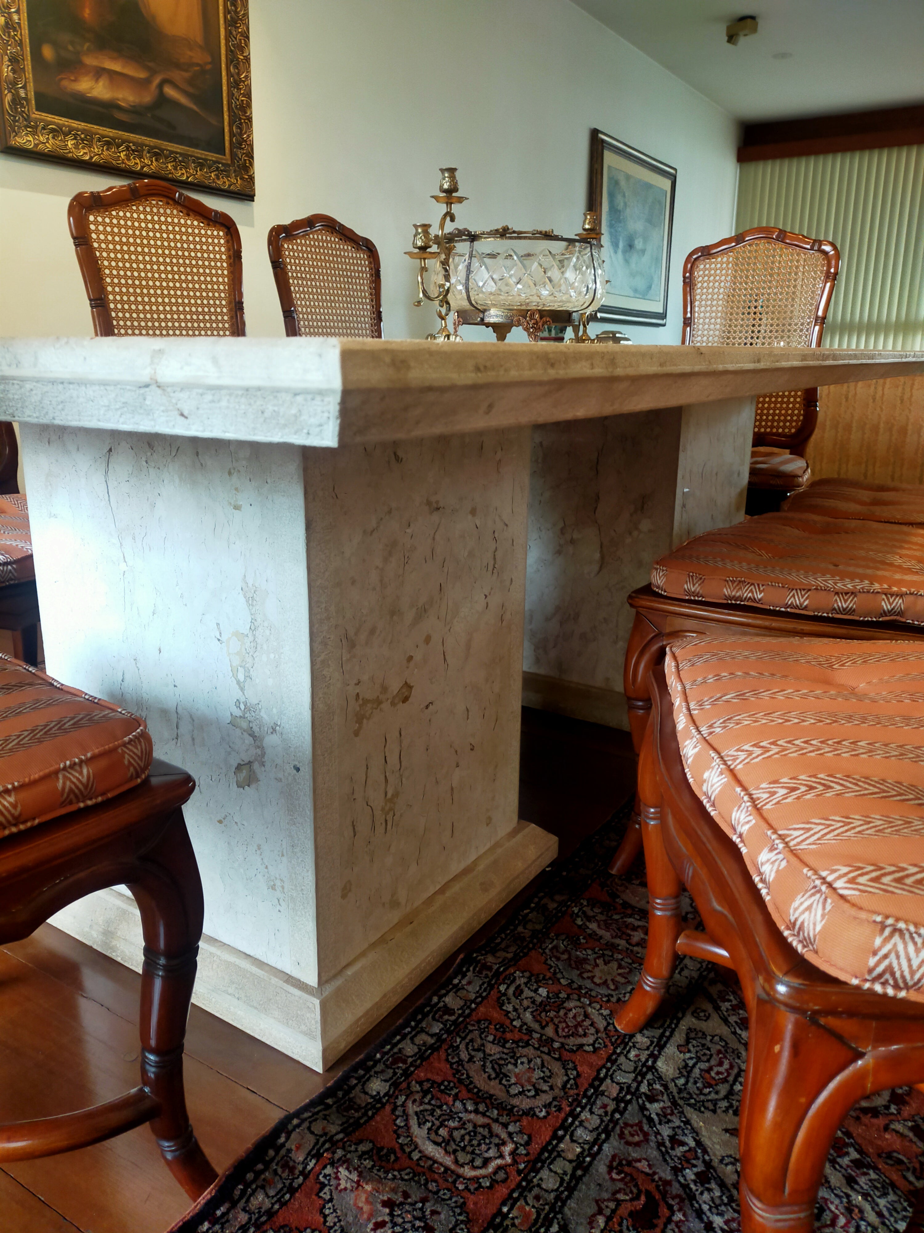 MESA DE MÁRMORE SOFISTICADA 8 LUGARES