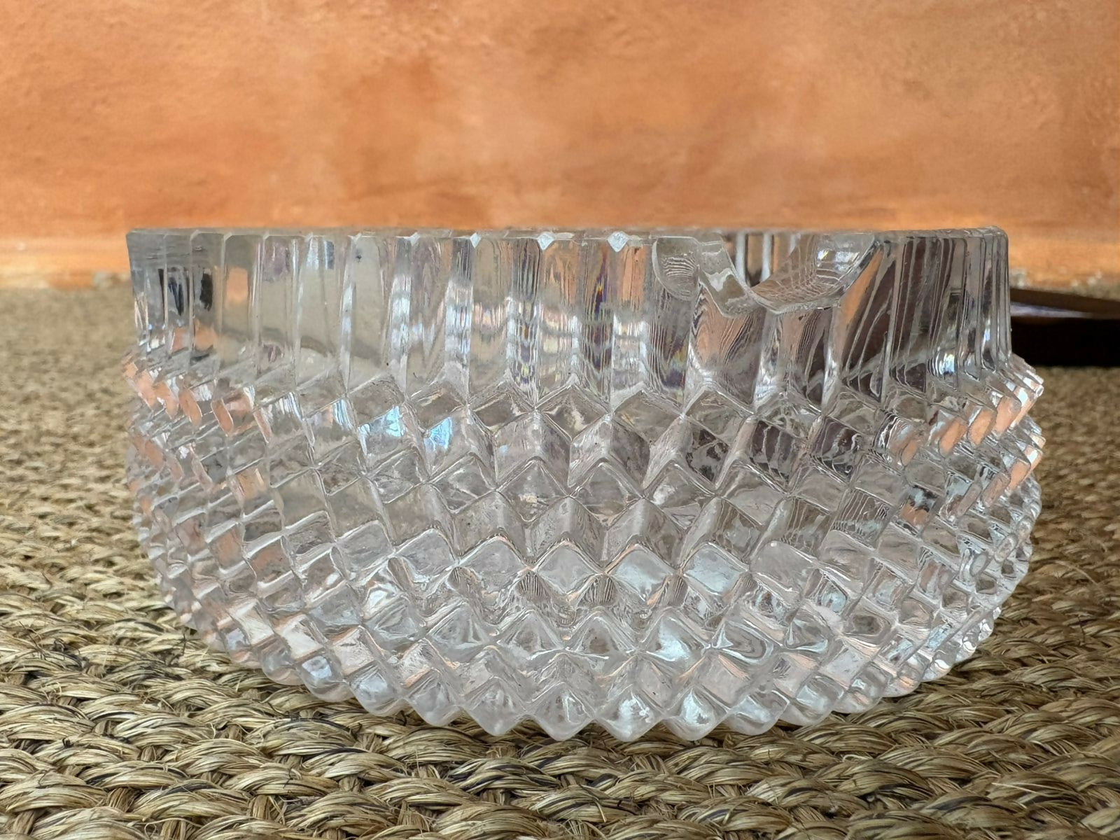 grande cinzeiro em vidro lapidado