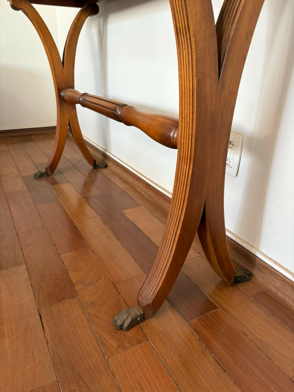 Conjunto Móveis Sierra – Aparador + Espelho ✨