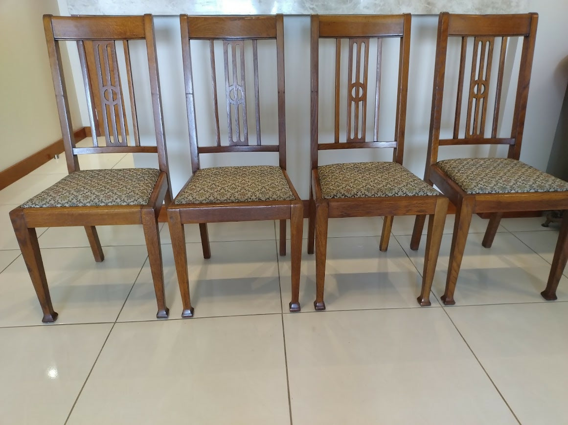 Oak x 4 Dining Chairs 1