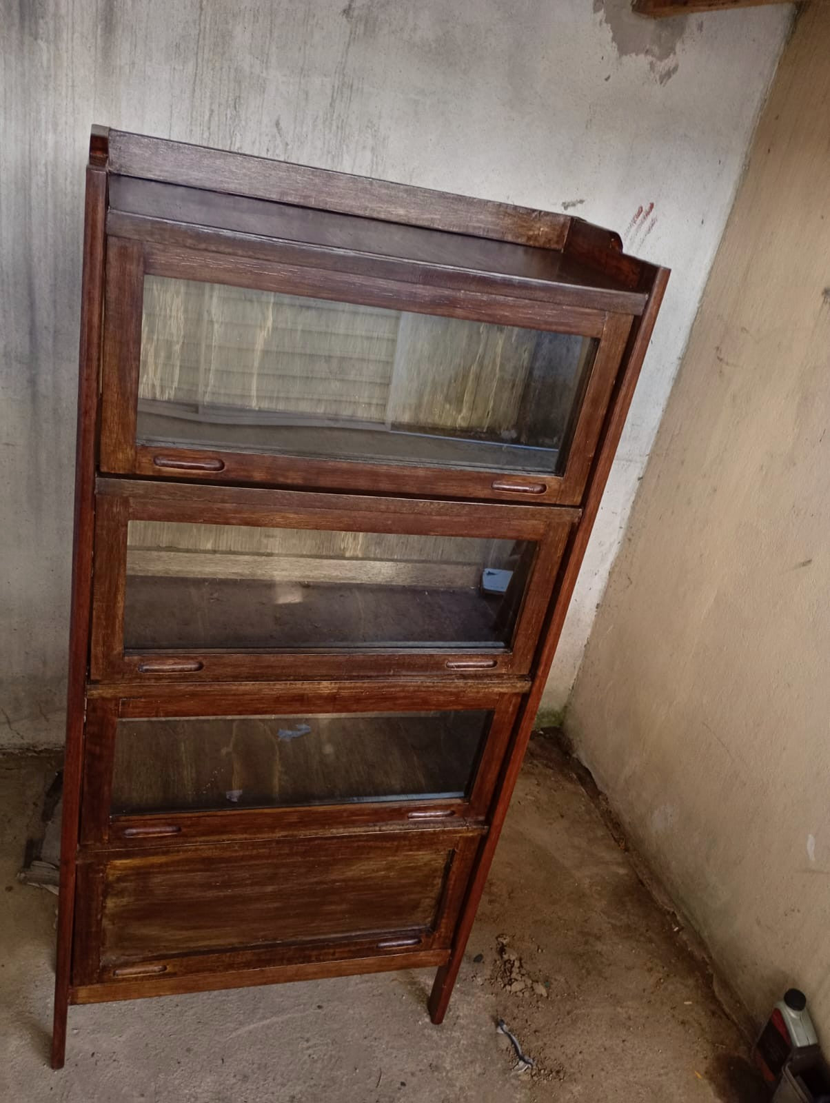 Estante basculante livreiro 4 portas 