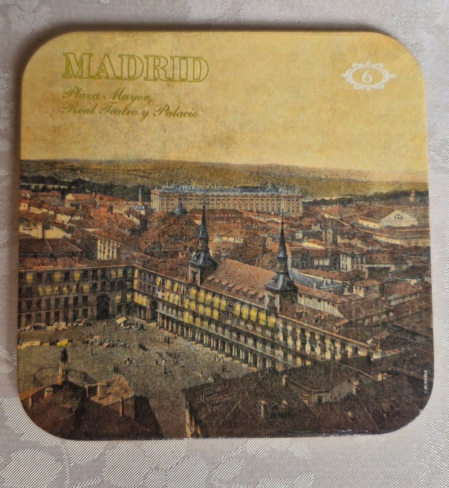 Lindo conjunto de porta-copos fabricados na Espanha