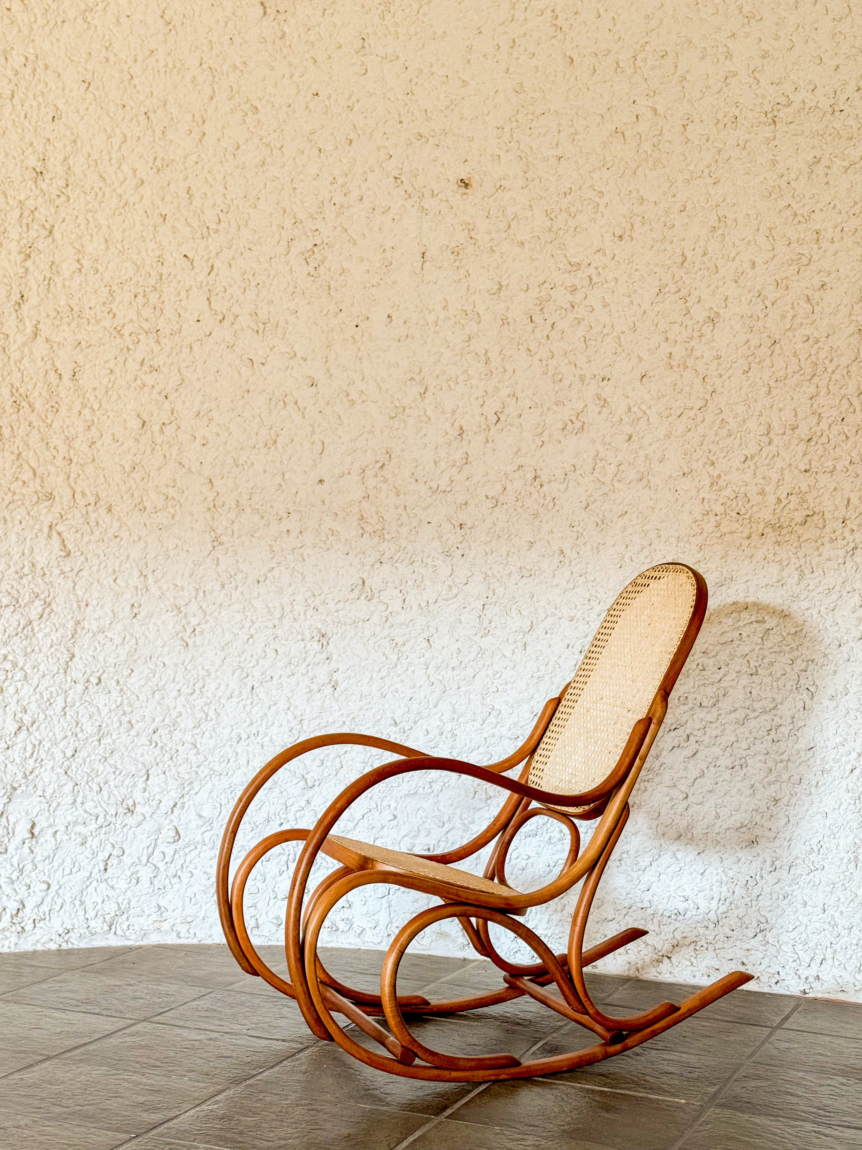 Cadeira de balanço Thonet (Gerdau)
