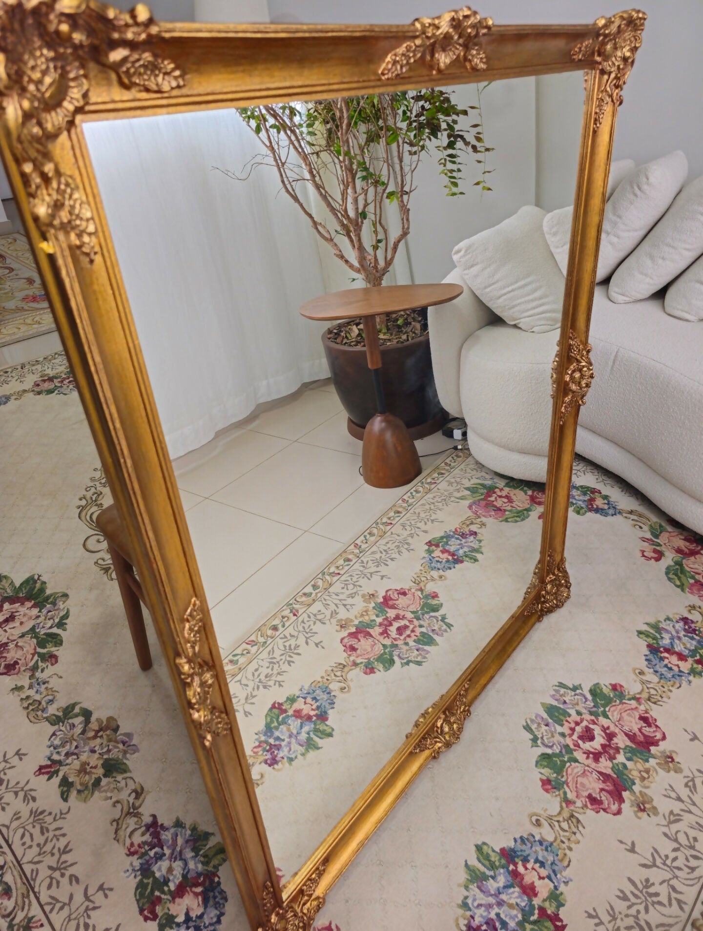 Espelho grande com moldura de madeira maciça clássica dourada folheada à mão folha ouro