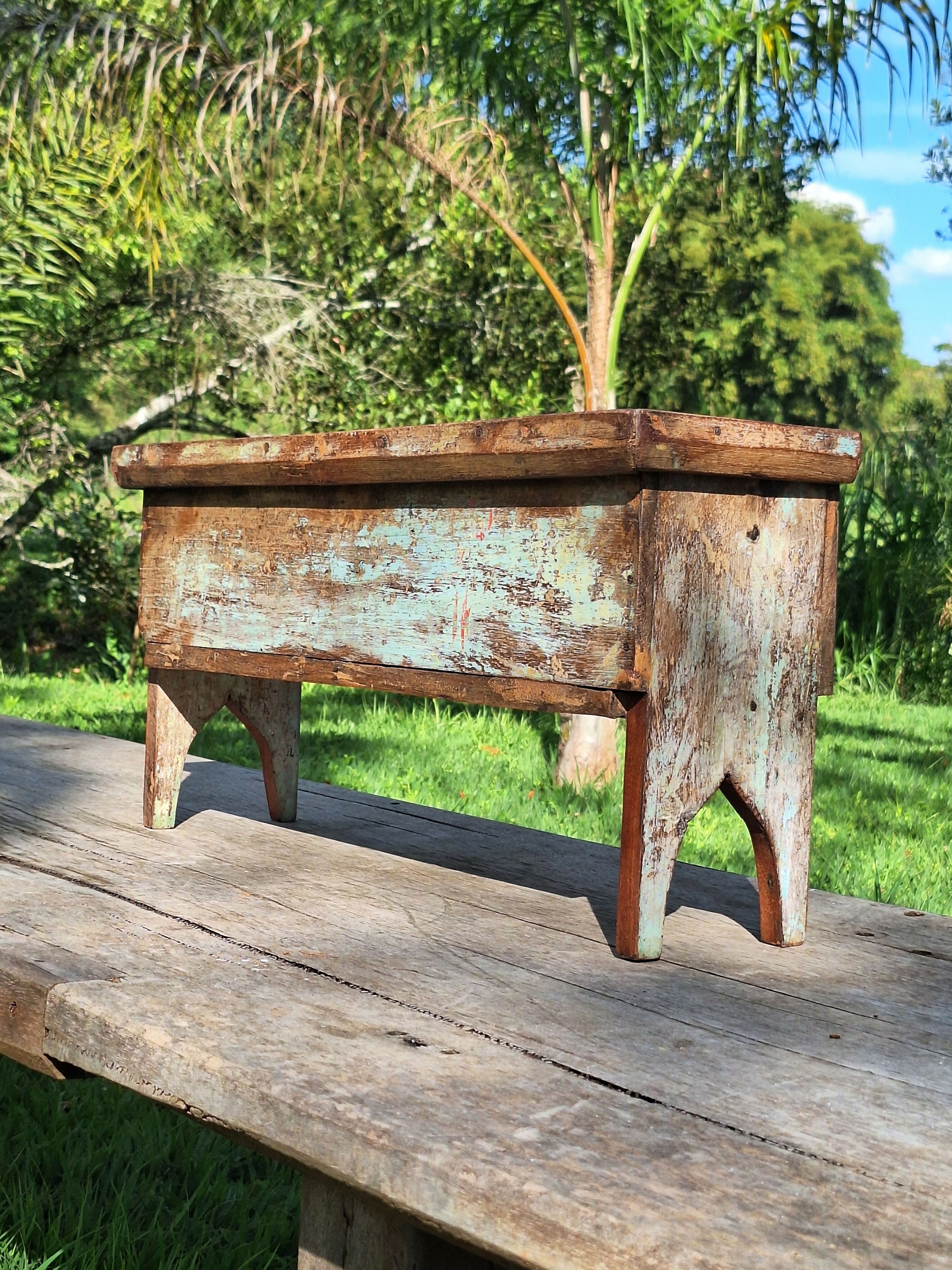 Baú Rústico Tinta Gasta Madeira Maciça Garimpo Mineiro