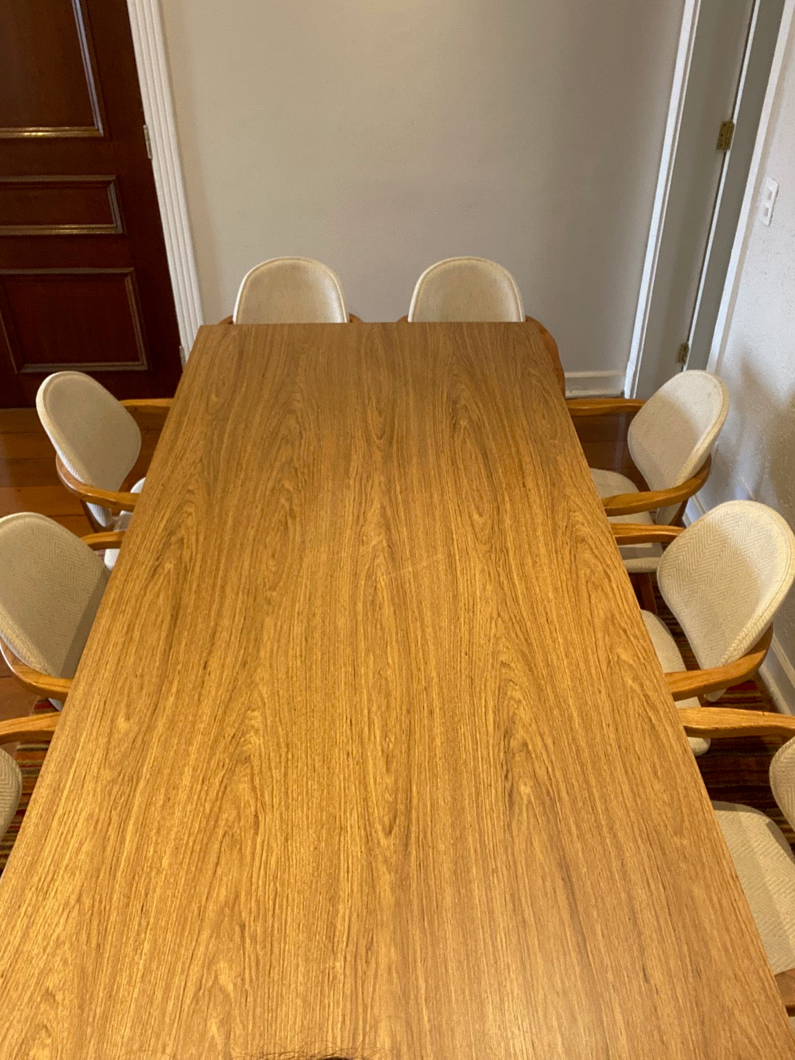 Mesa de Jantar Retangular feita Sob Medida 2,20m Carvalho | 8 Lugares | Impecável