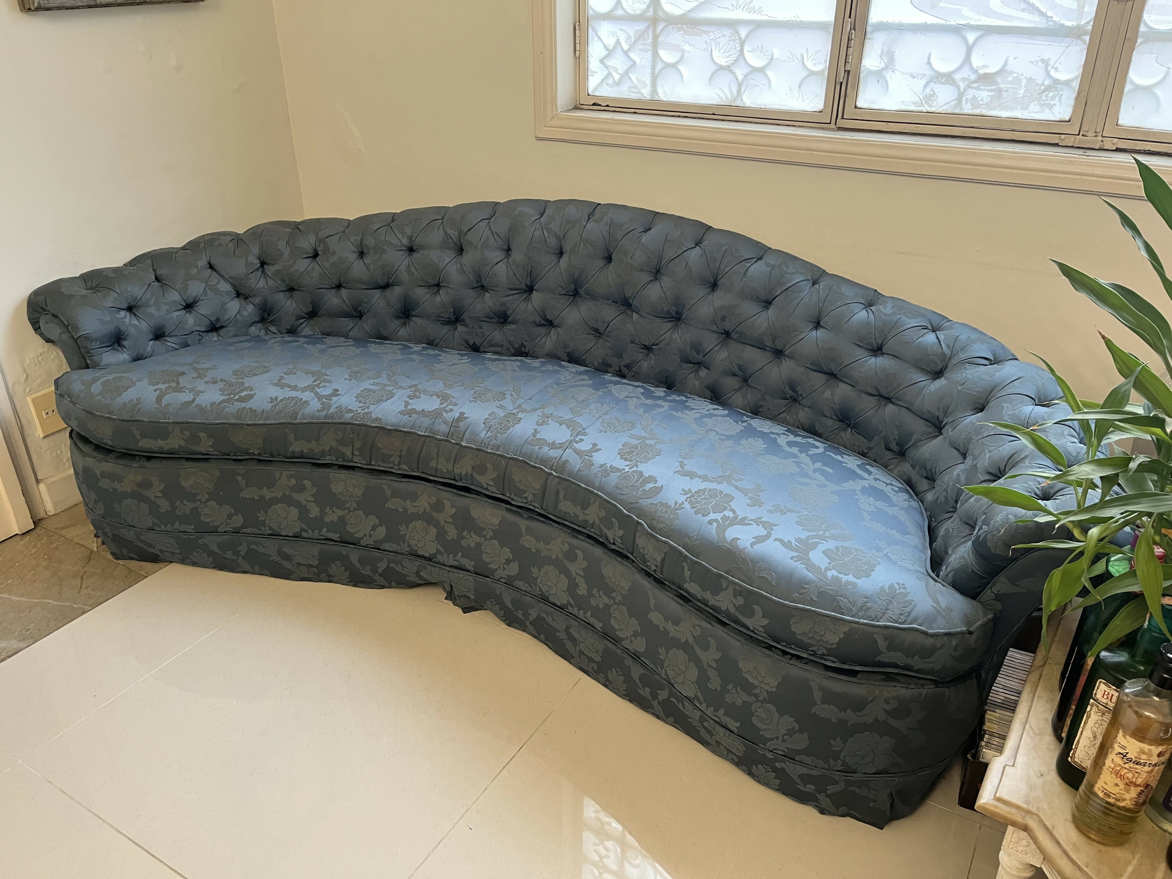 Sofá FEIJÃO Capitonê em Jacquard floral azul - 4 lugares