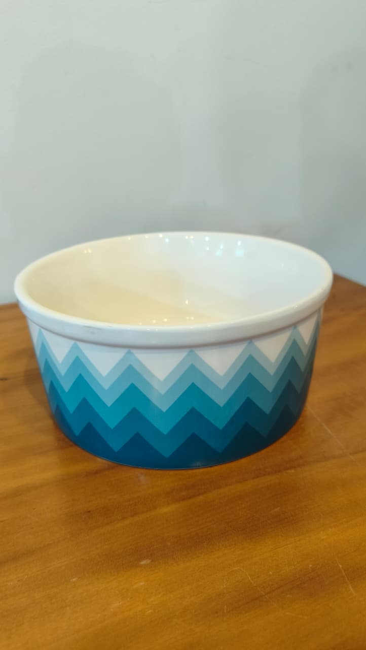 Tigela Decorativa Pet Studio – Estampa Geométrica em degradê Azul | 22,5 Cm