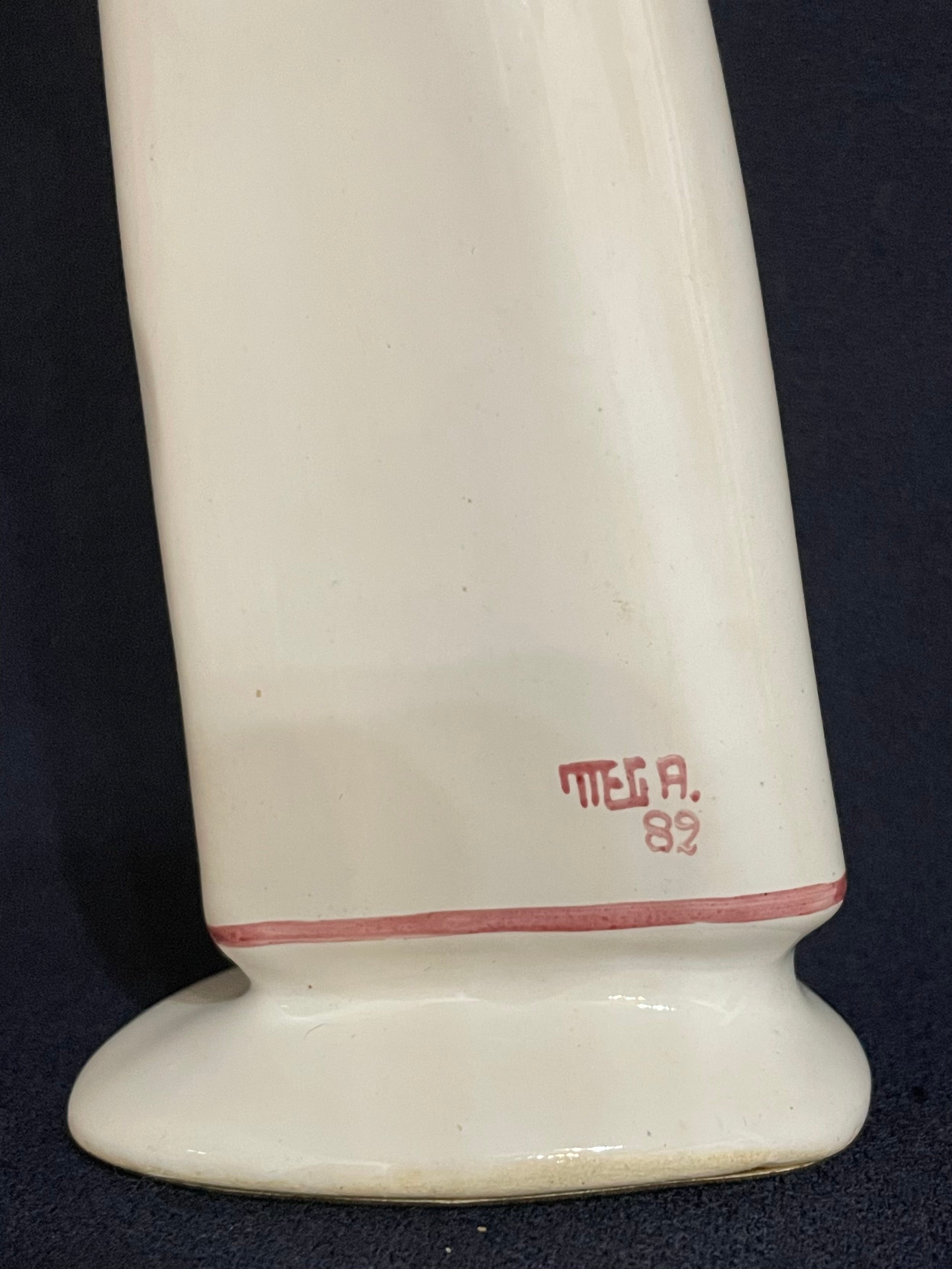 Escultura porcelana camponesa - Mega 1982