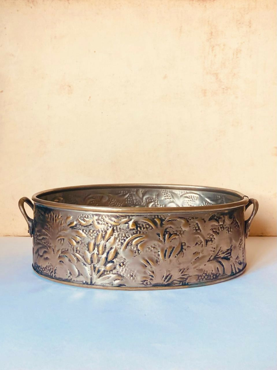 Cachepot oval em metal 27 cm (DMCPS_261)