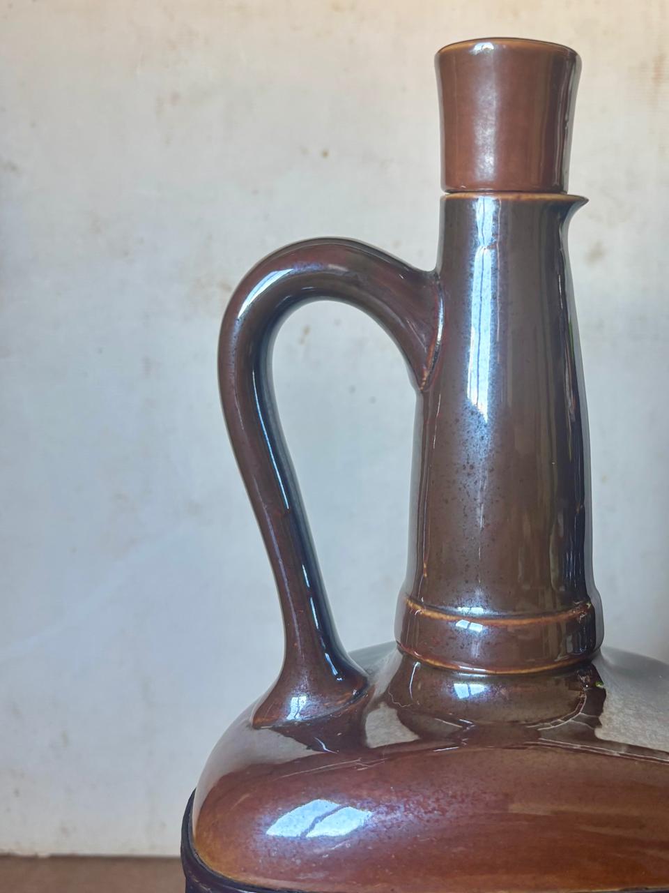 Garrafa em cerâmica com revestimento em couro (DMCPS_400)