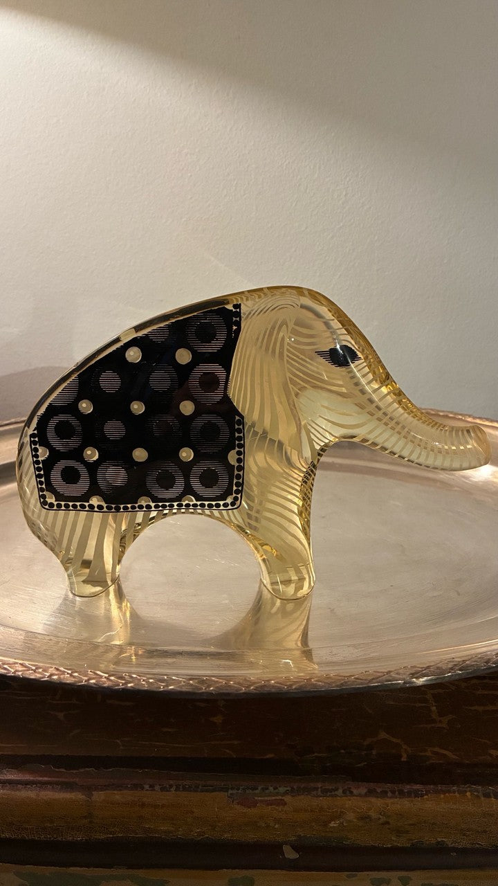 Escultura de Elefante Decorativo em Acrílico - Abraham Palatnik