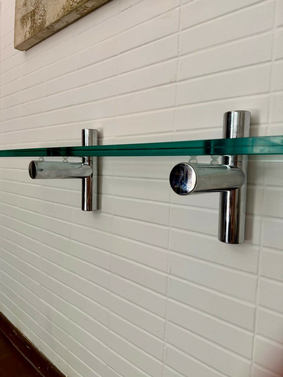 Aparador cromado Geraldo de Barros