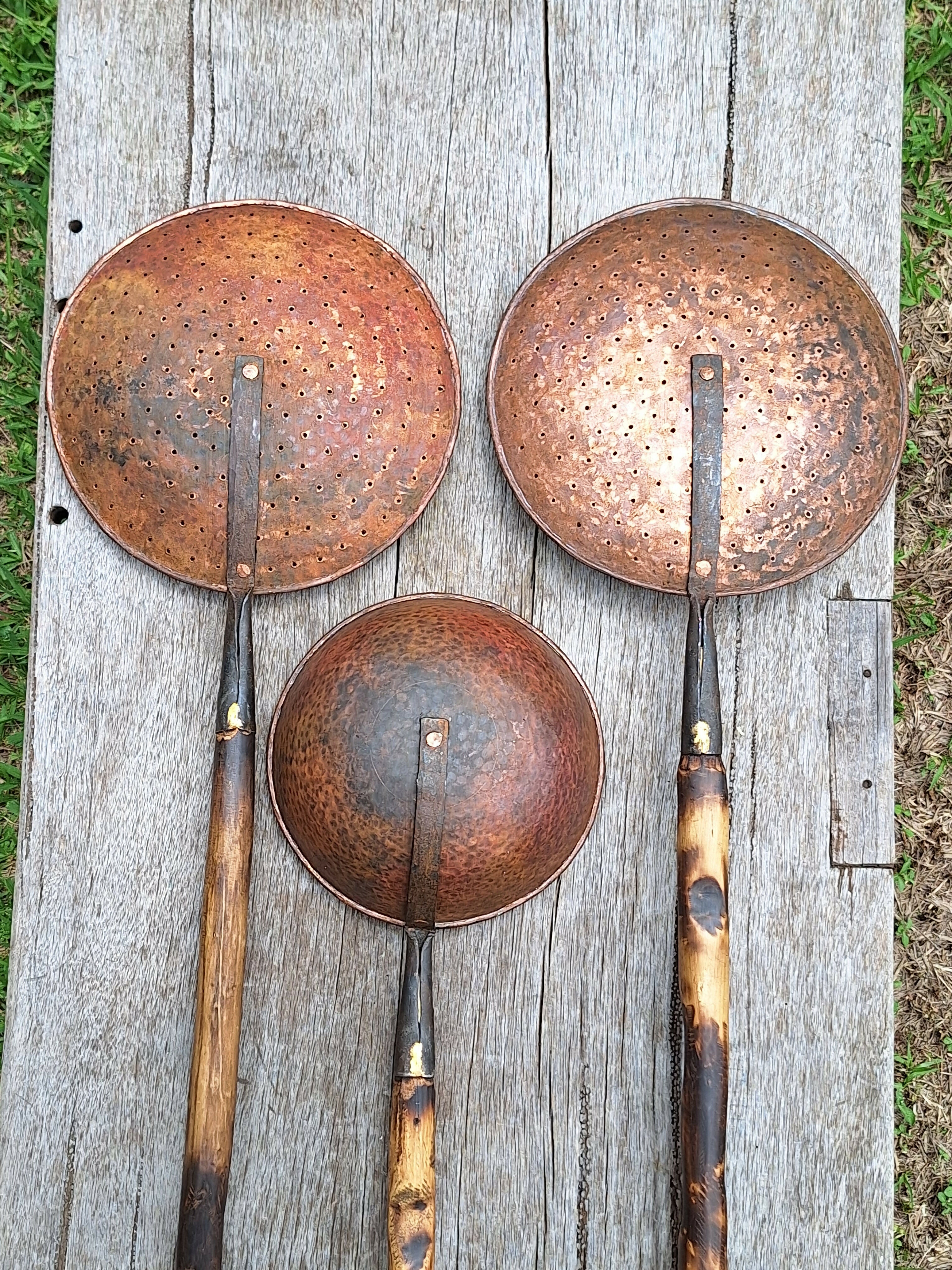 Escumadeiras e Concha de Cobre Antigas Garimpo Mineiro (Unidade)