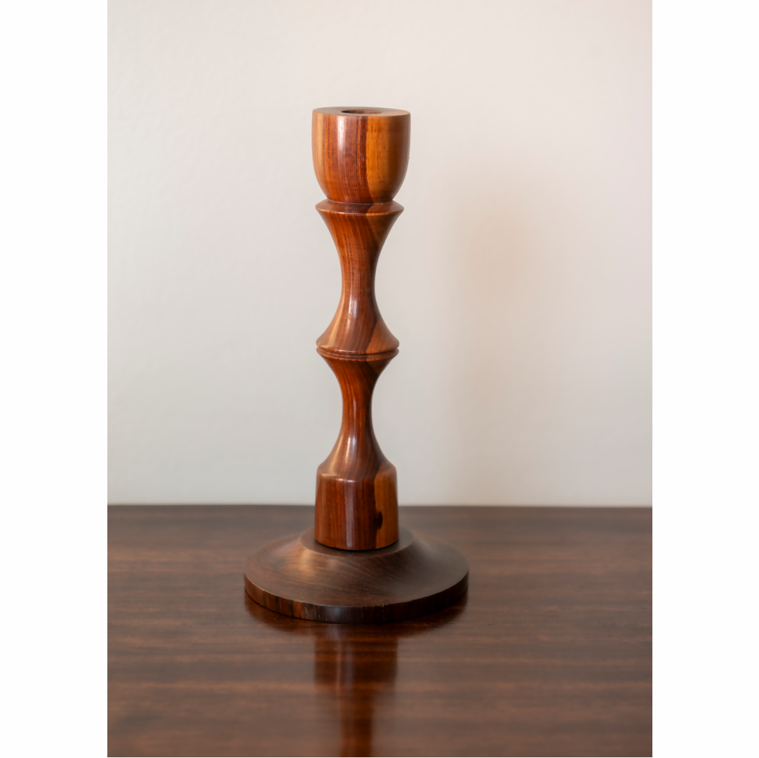 Castiçal em Madeira de Jacarandá Torneada