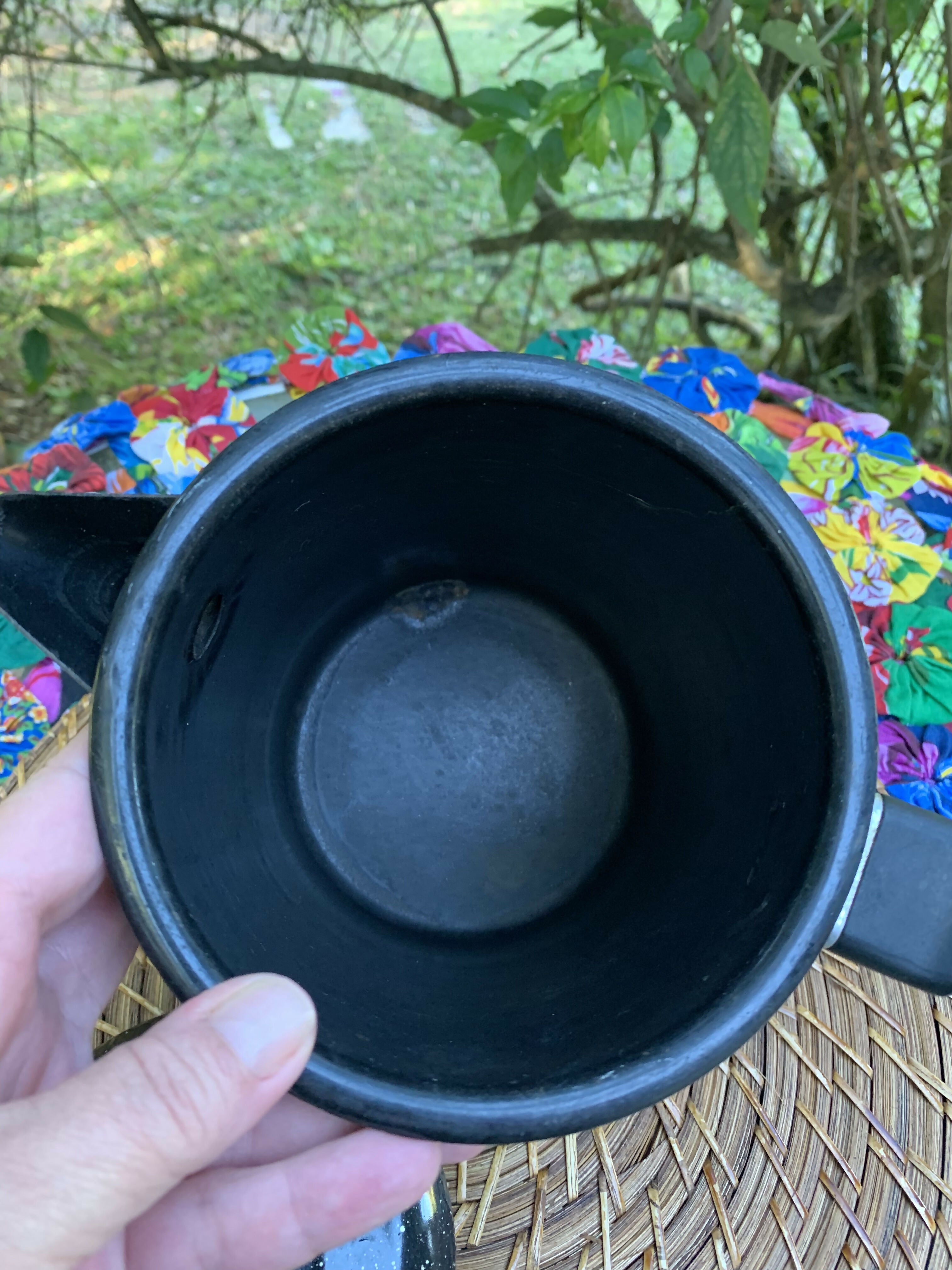 Bule de Ágata Retrô Preta com bolinhas brancas