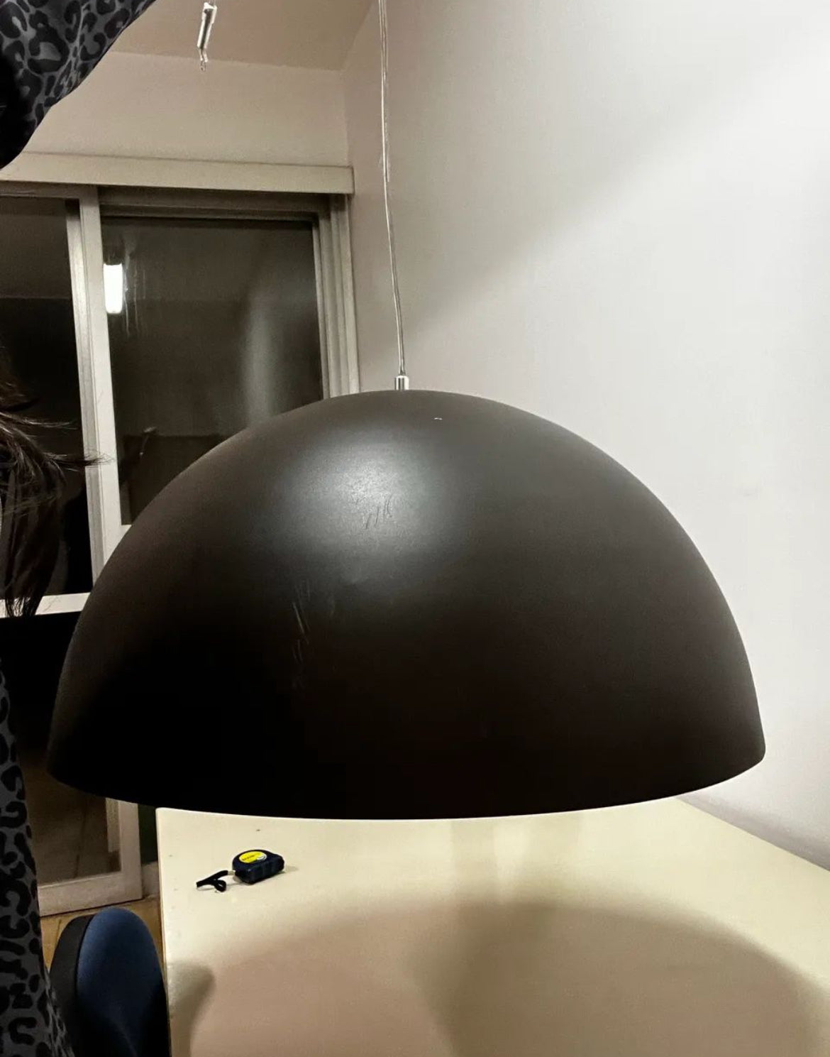 Luminária pendente de teto Preta em estilo industrial em metal