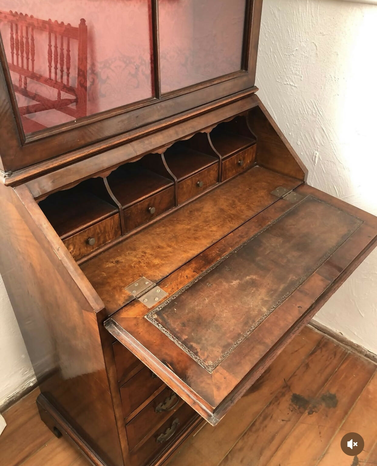 Móvel bookcase / Papeleira