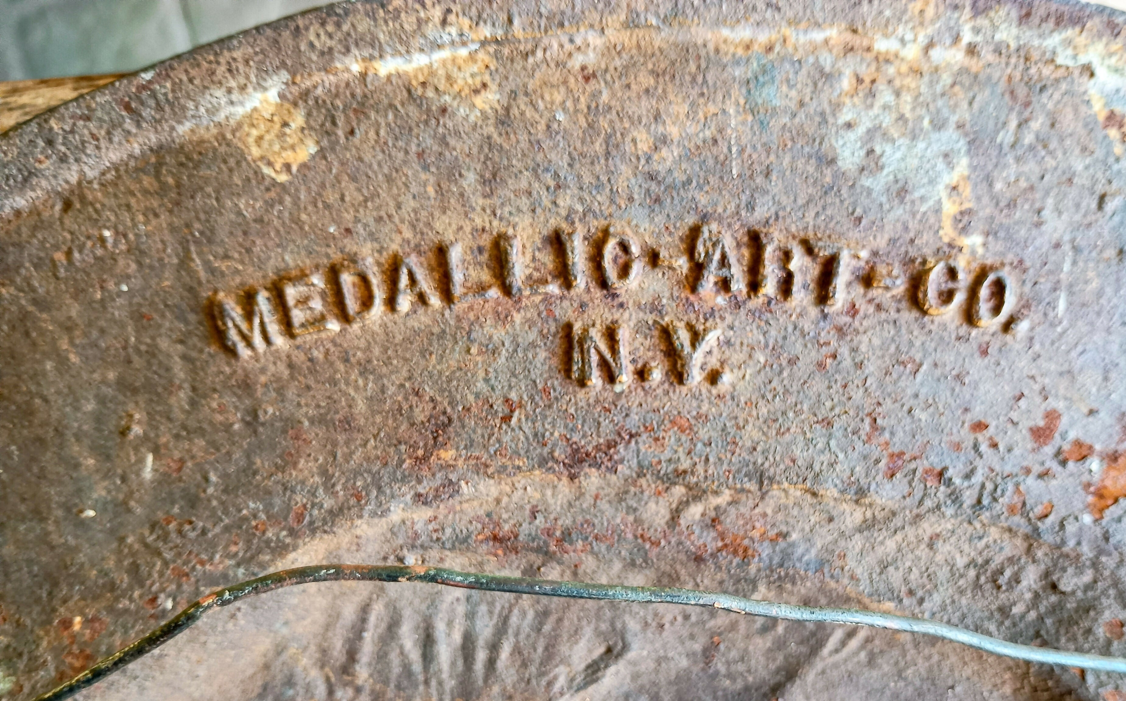 Plaqueta de concessionária Ford década 30 ferro fundido