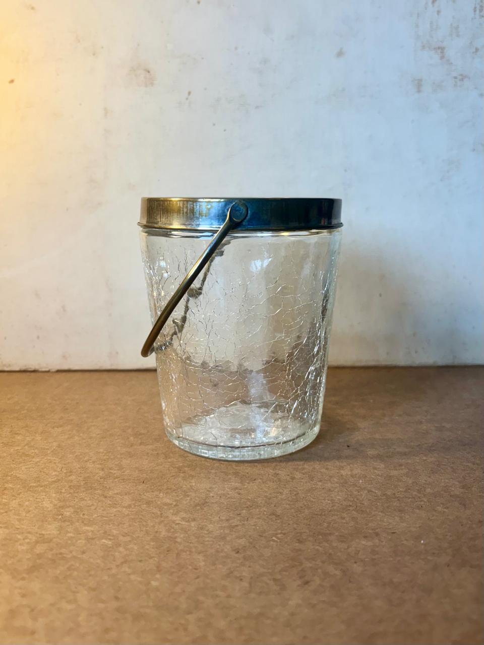 Vaso em vidro craquelado com alça em metal prateado (DMCPS_337)