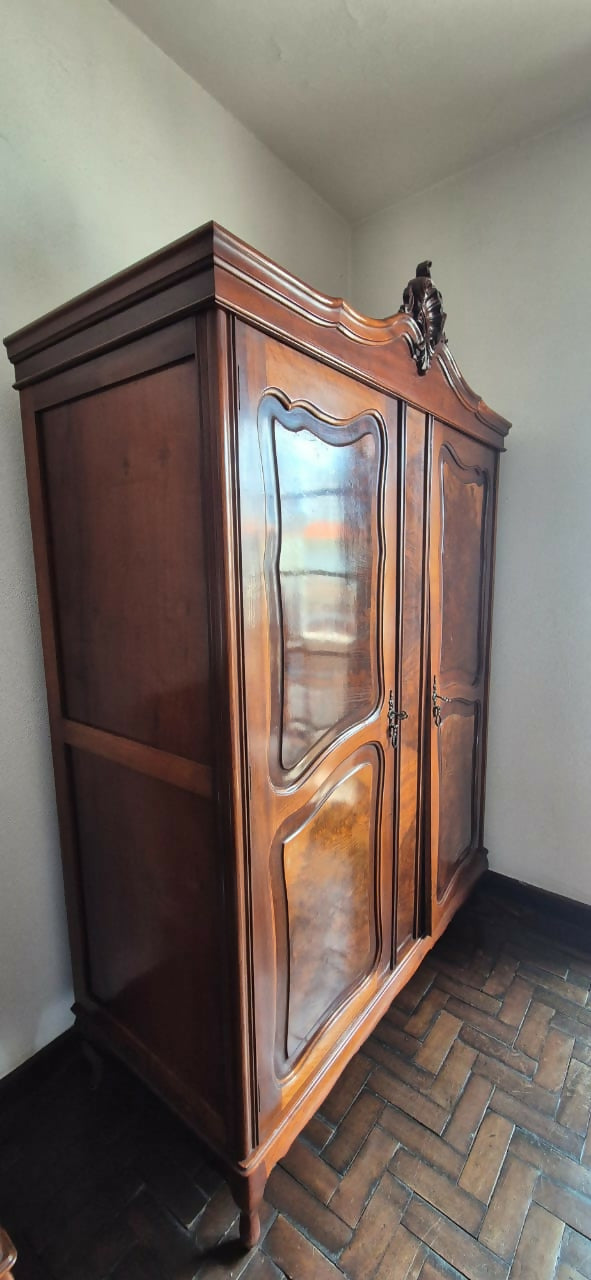 Guarda Roupa Provençal Luís XV - Duas Portas