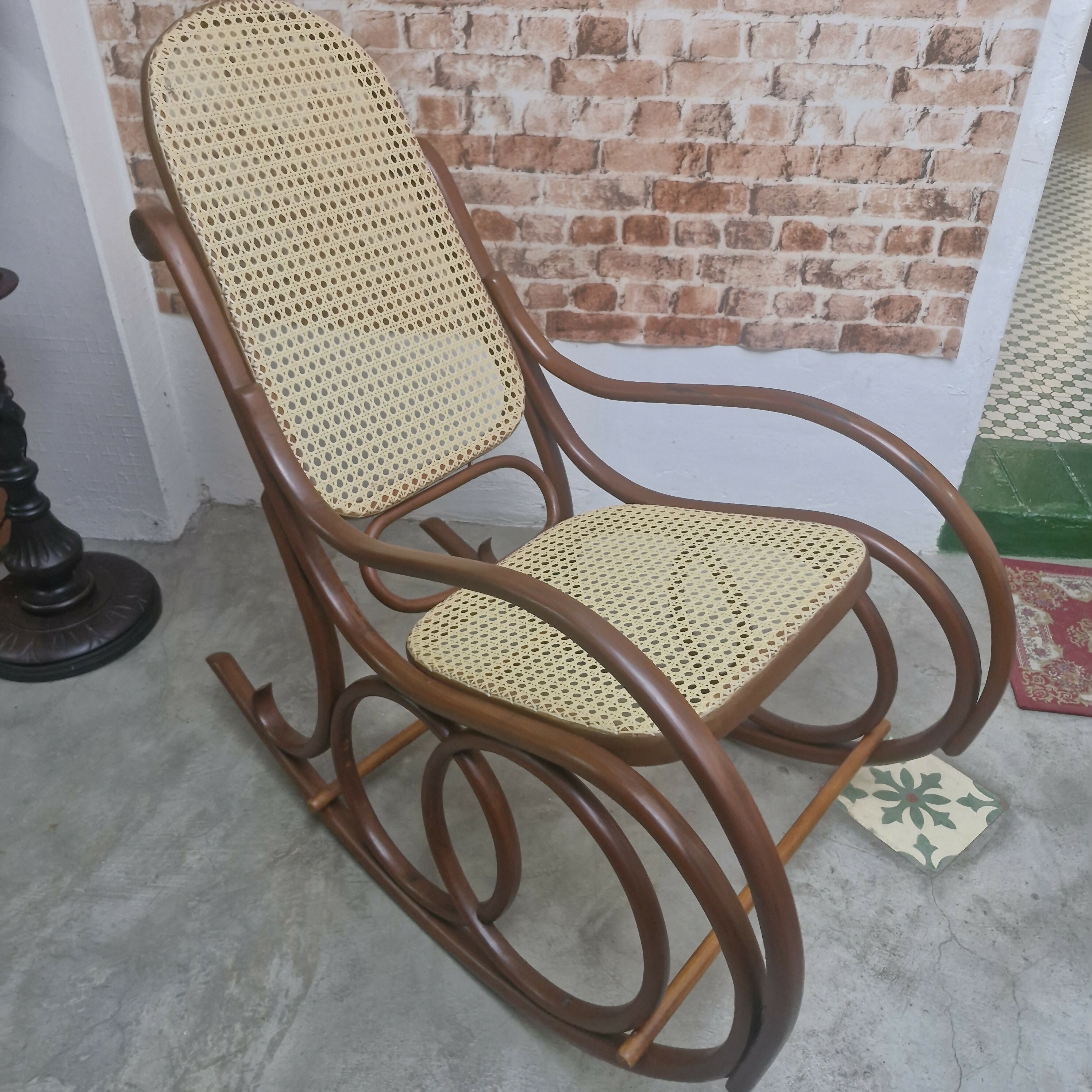 Cadeira de balanço Thonart