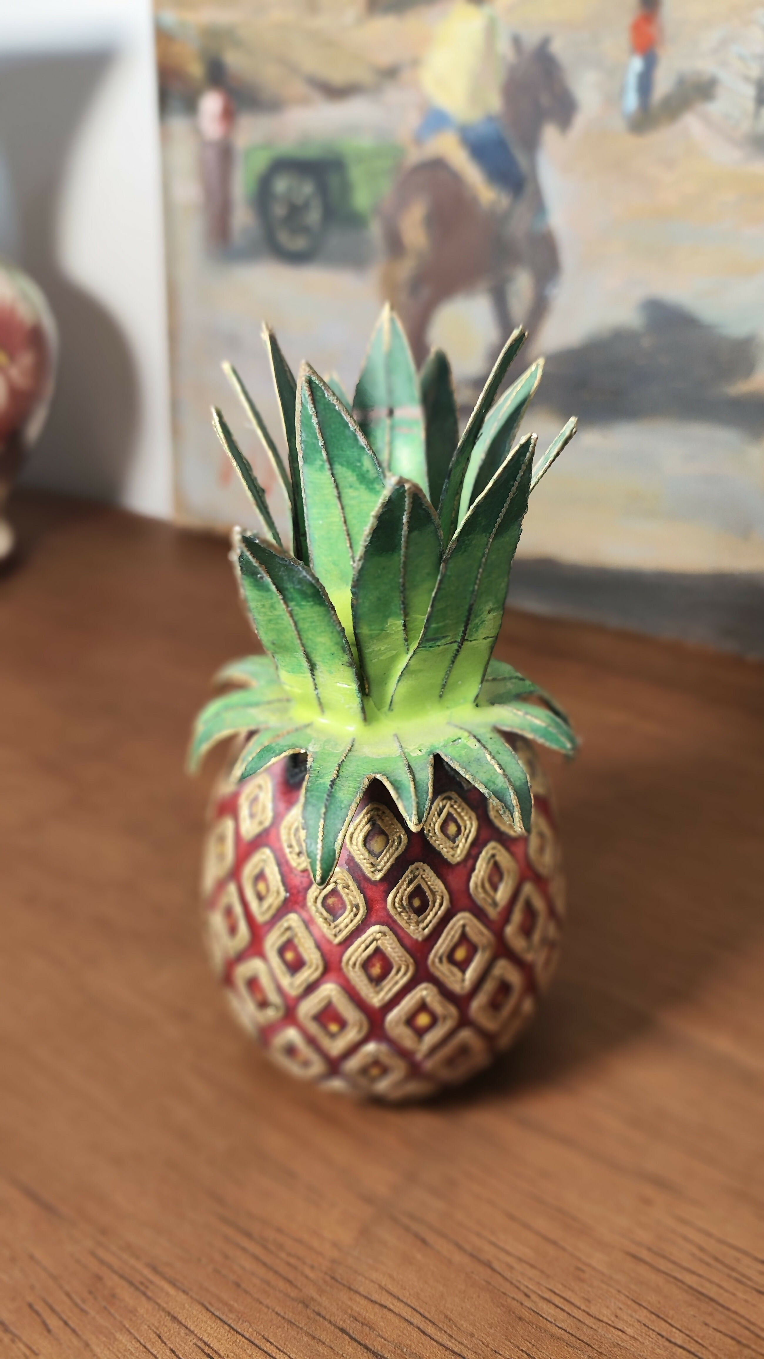 Escultura de Abacaxi em cloisonné