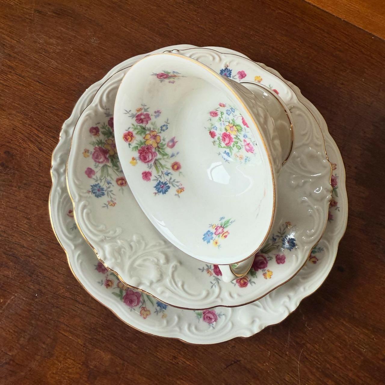 Trio de Chá KPM com Florais Delicados (valor para 01 Trio de Chá)