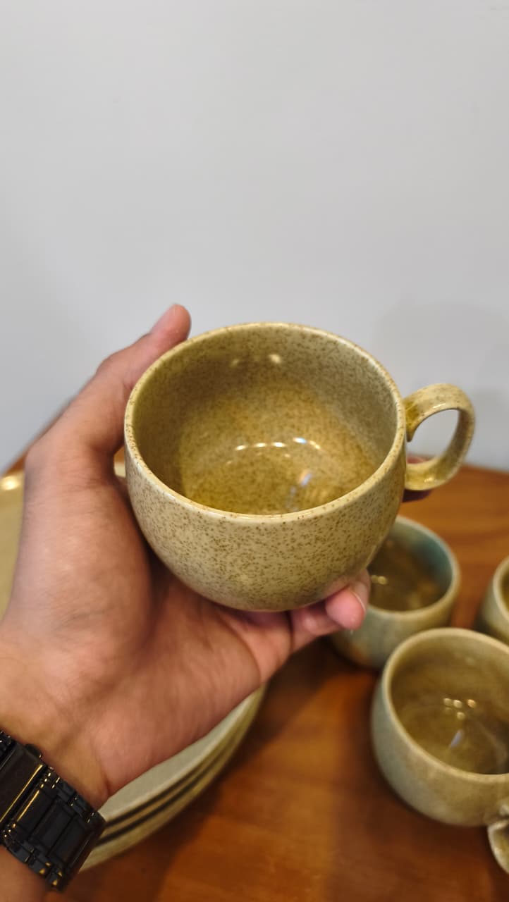 Conjunto De 5 Xícaras E 5 Pratos Em Cerâmica Esmaltada – Tom Mostarda