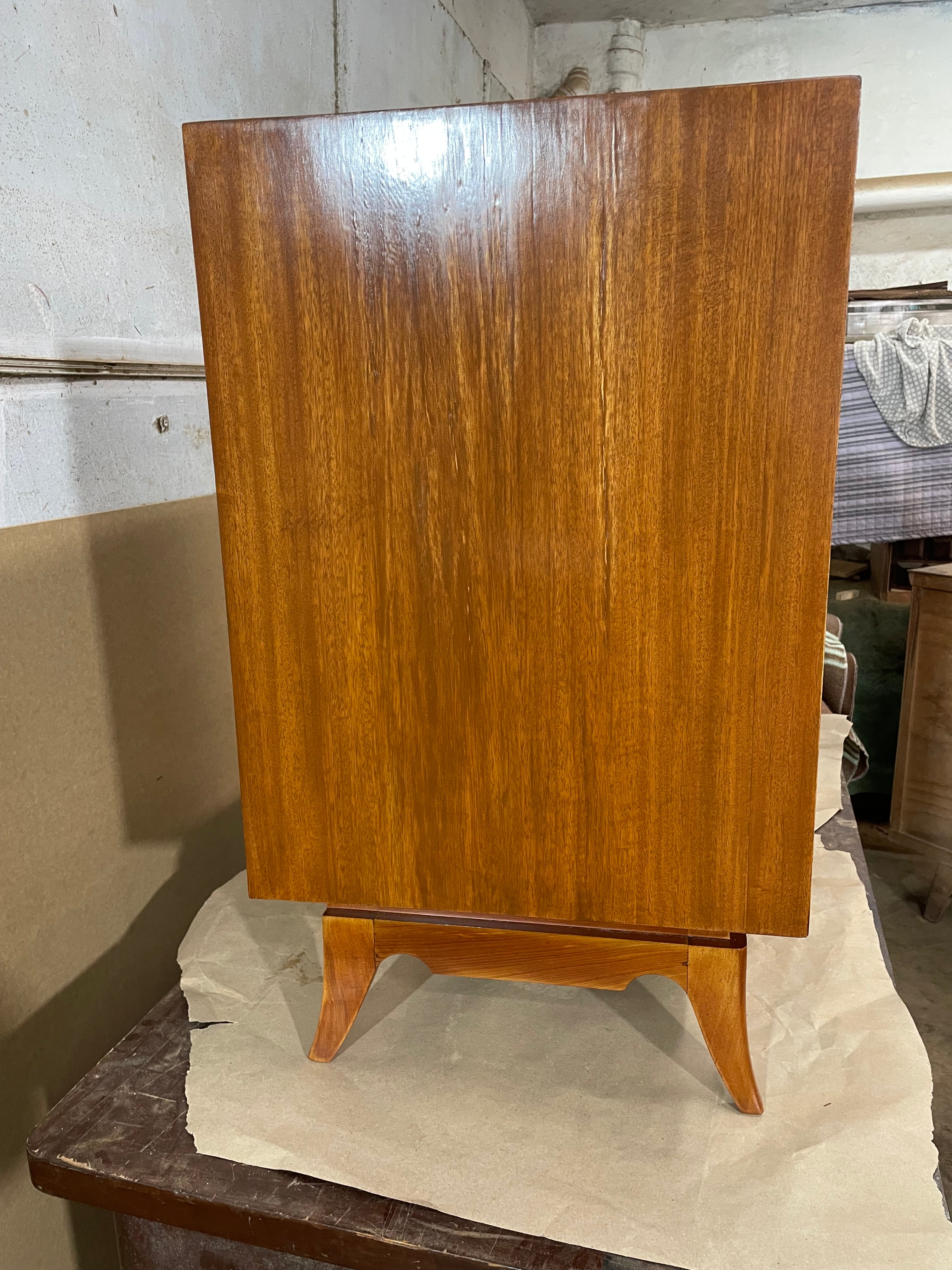 Cômoda Caviuna Scapinelli