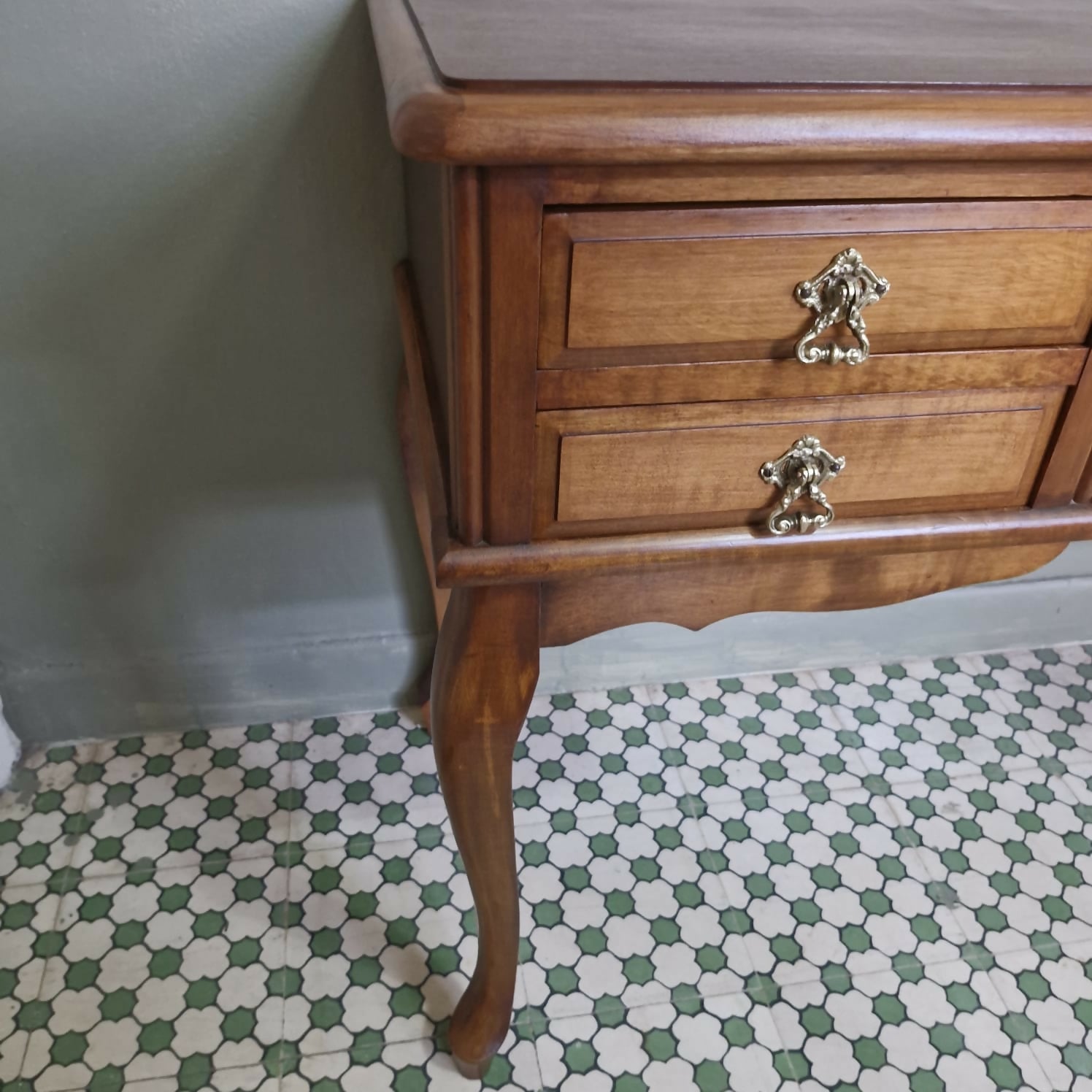 Aparador provençal com 4 gavetas