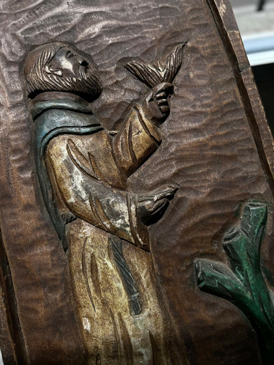 Painel Esculpido em Madeira – São Francisco de Assis