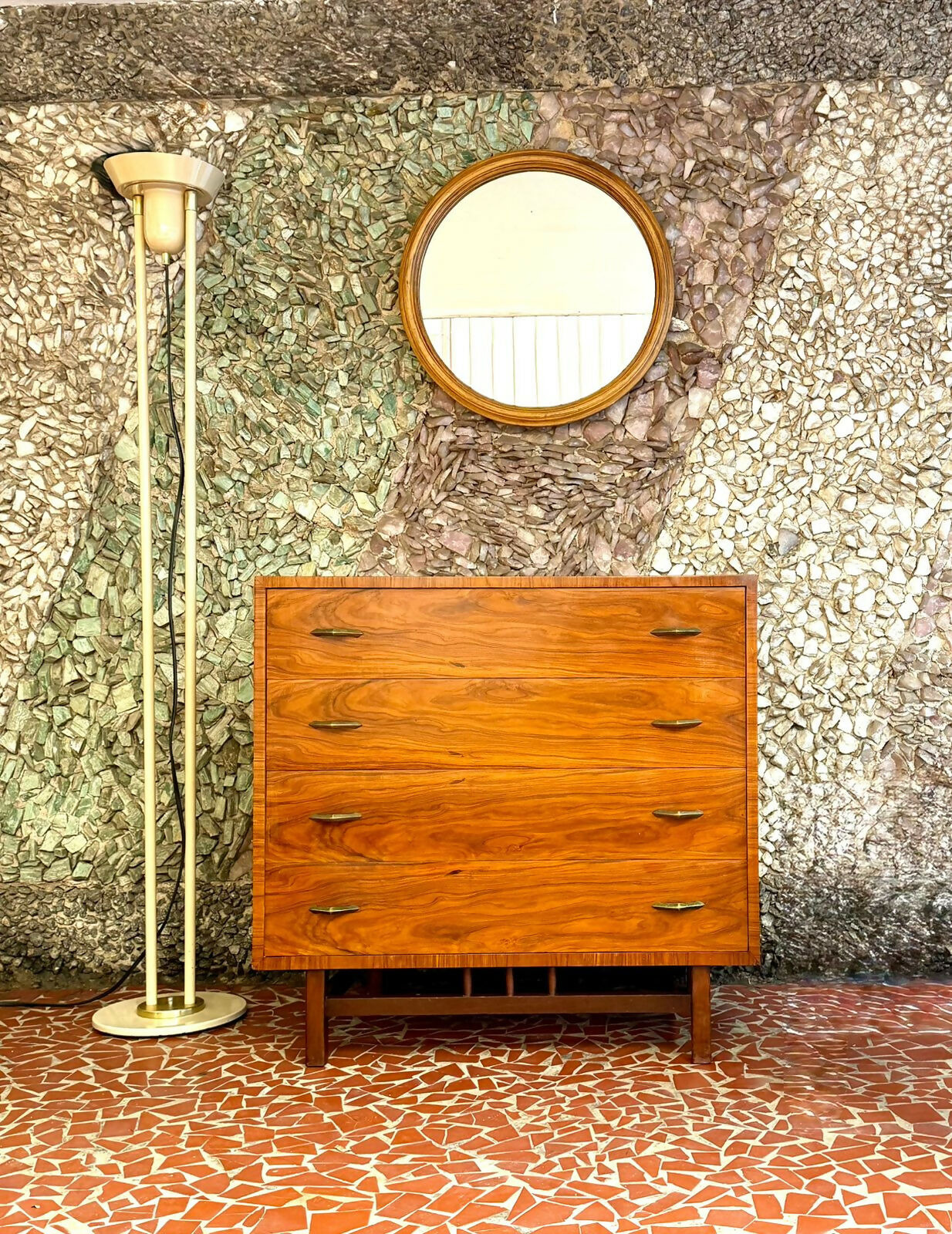 Cômoda em caviúna vintage
