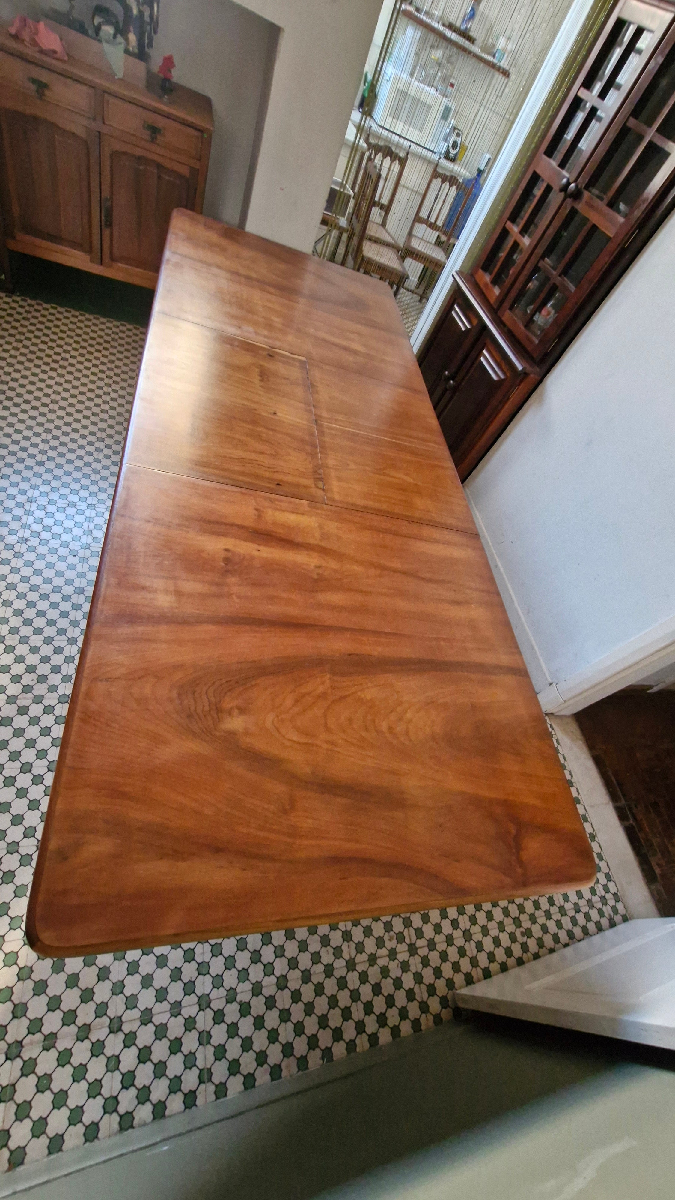 Mesa de jantar Retangular extensível estilo Inglês com pés de leão - restaurada 