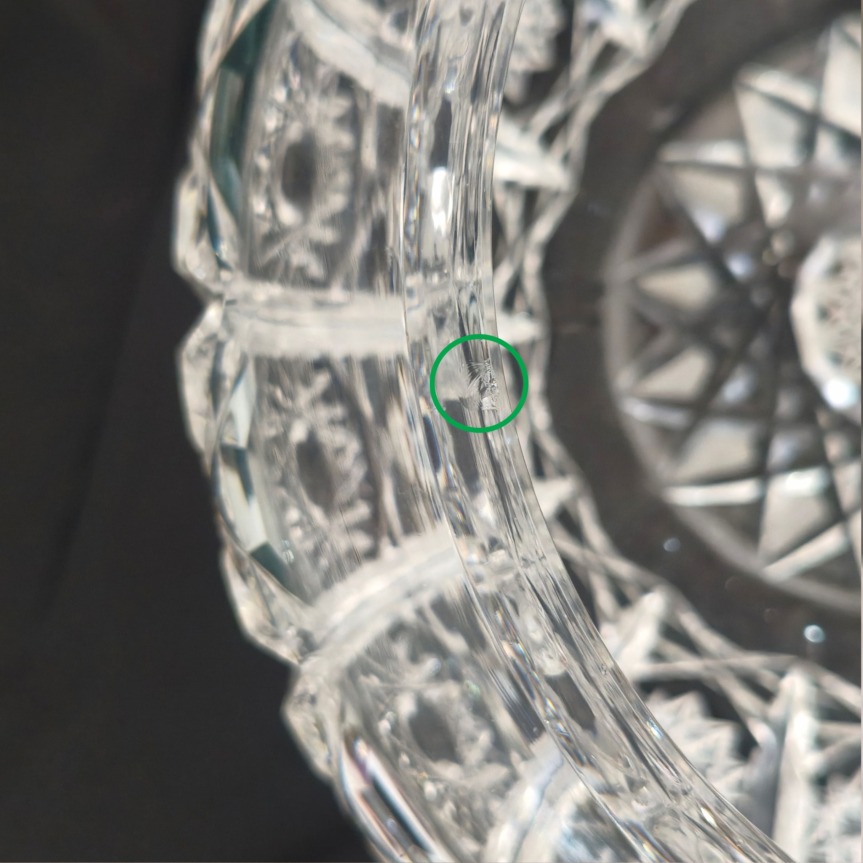 Poncheira em cristal lapidado com 9 canecas