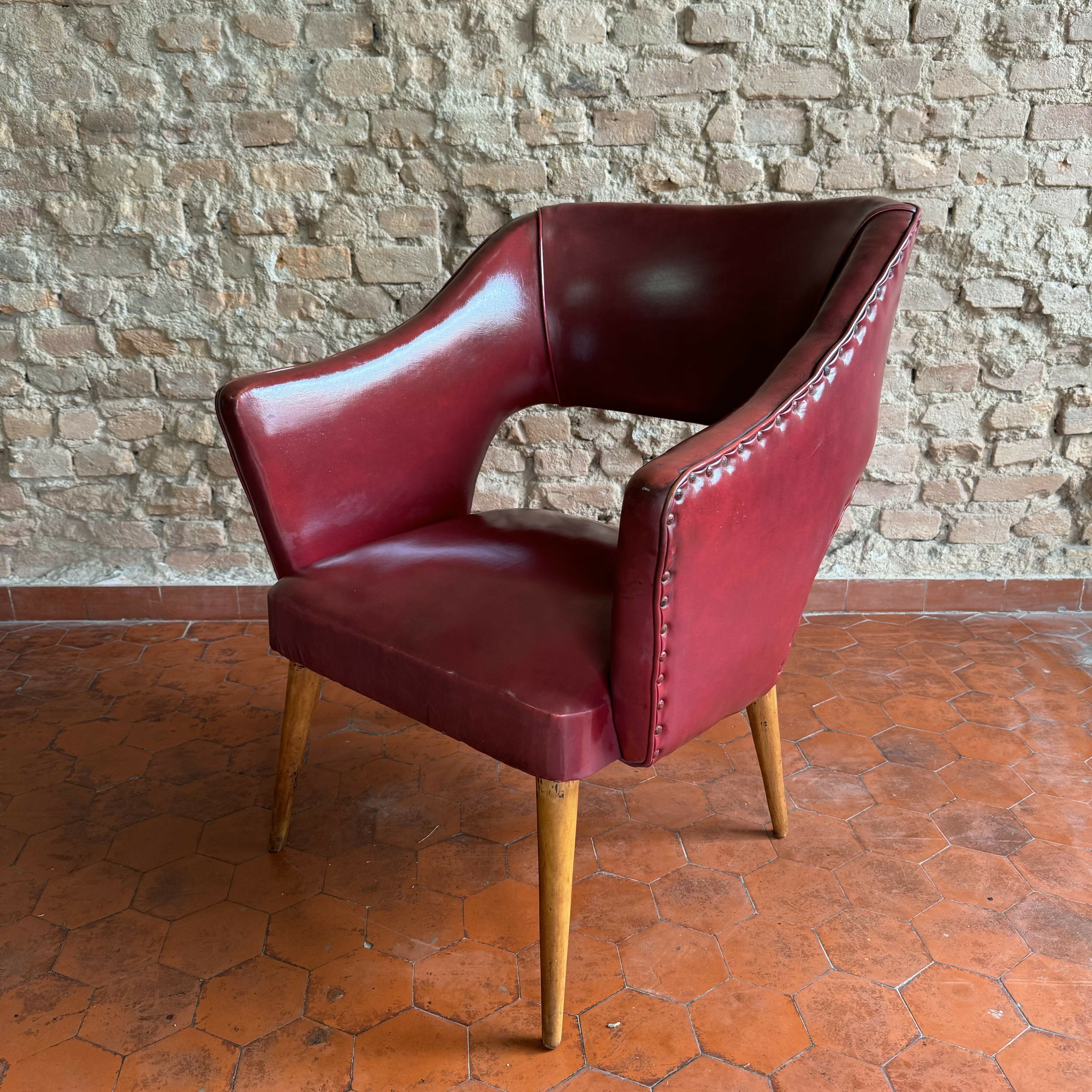 Poltrona antiga anos 50 pé palito