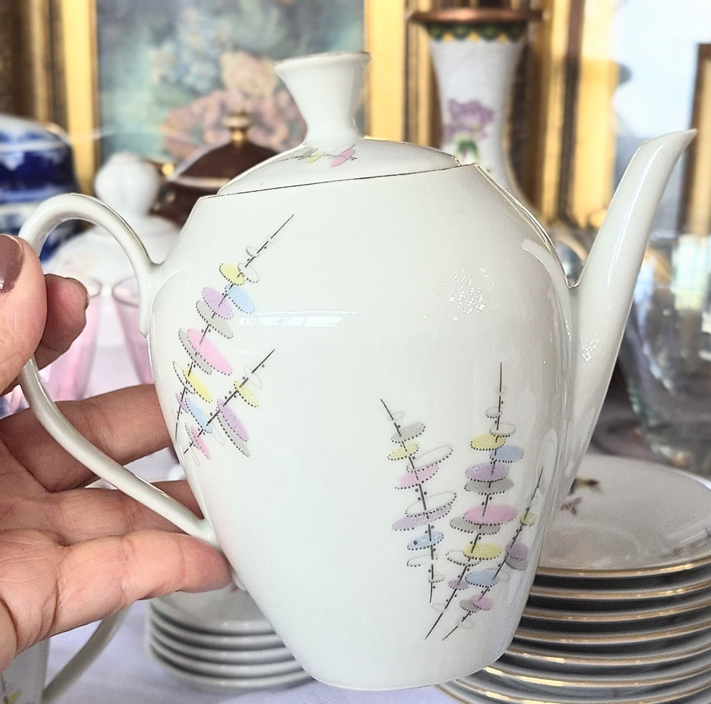 Conjunto de café  / chá  em porcelana vintage Renner. Um mimo. Perfeito estado!