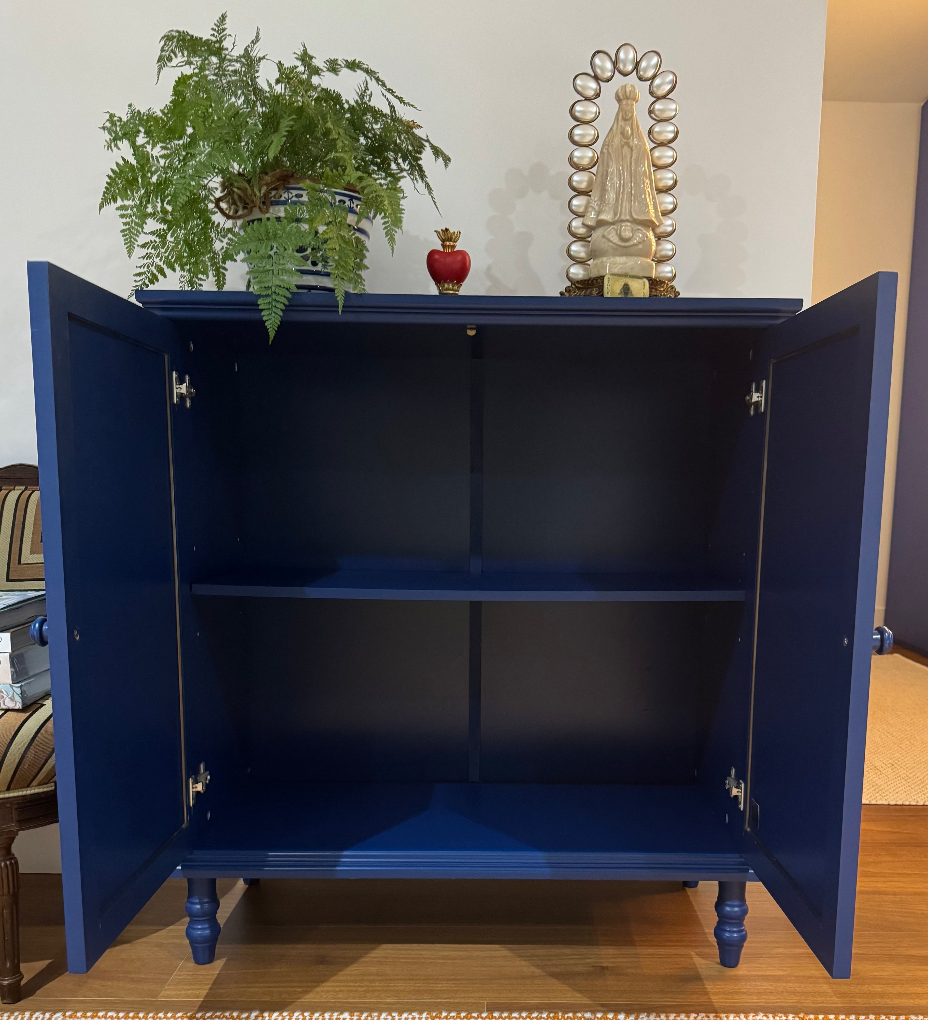Cômoda de madeira azul charmosíssima Tok Stok
