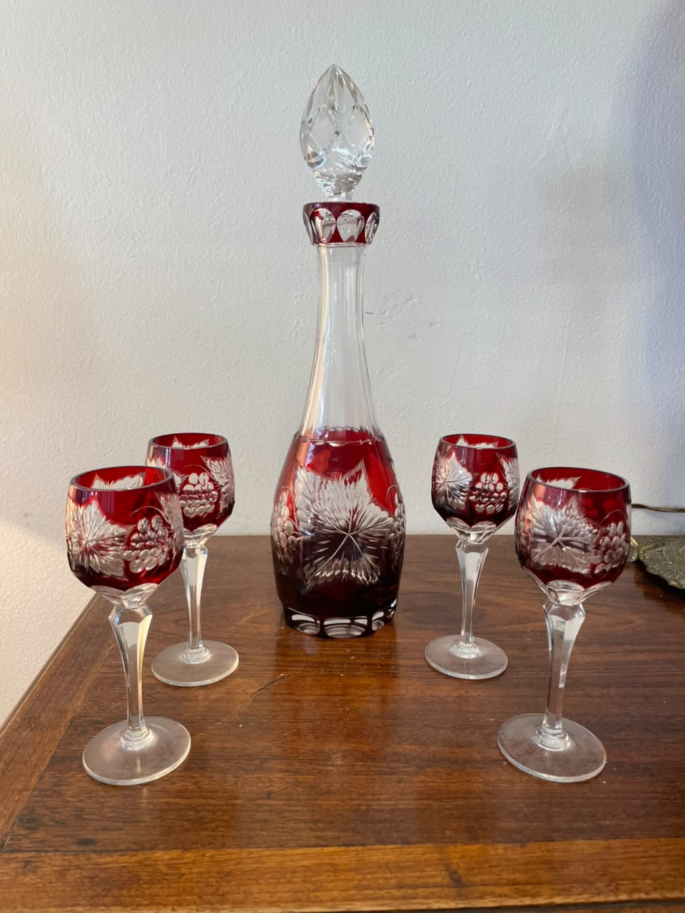 Conjunto Licoreira e 4 taças cristal double rubi