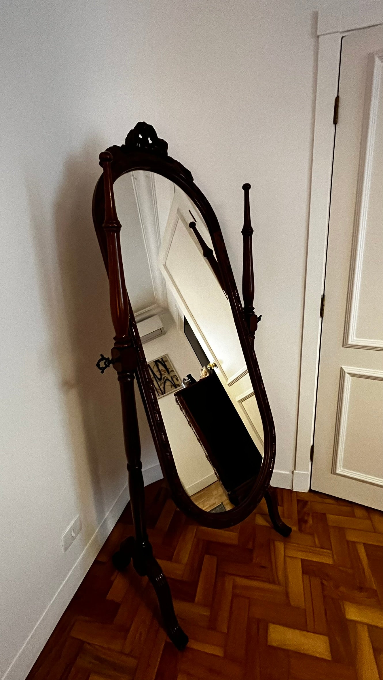 Elegante Espelho Vintage
