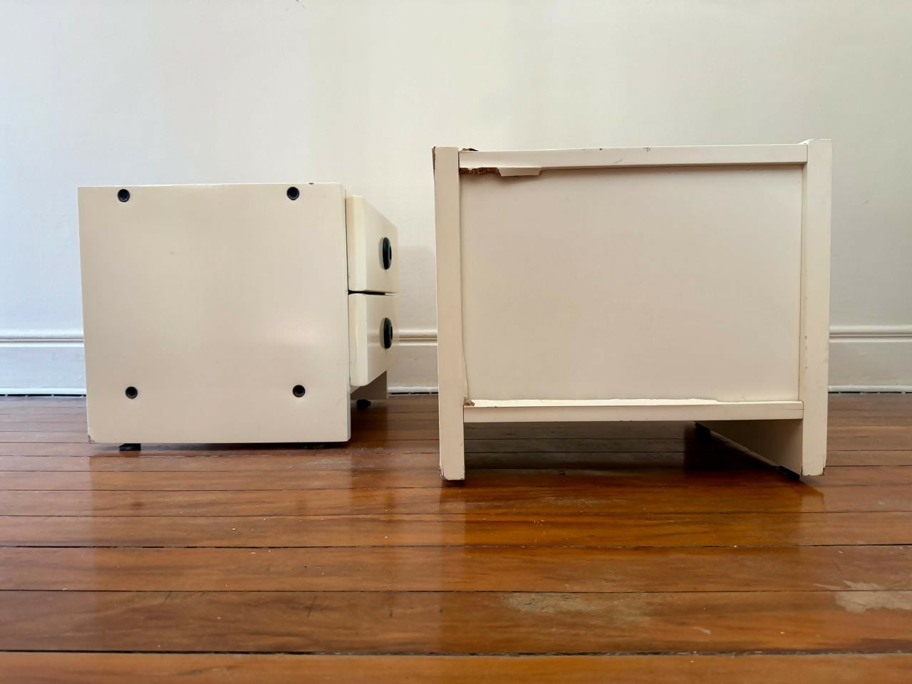 Par de mesinhas de cabeceira Geraldo de Barros